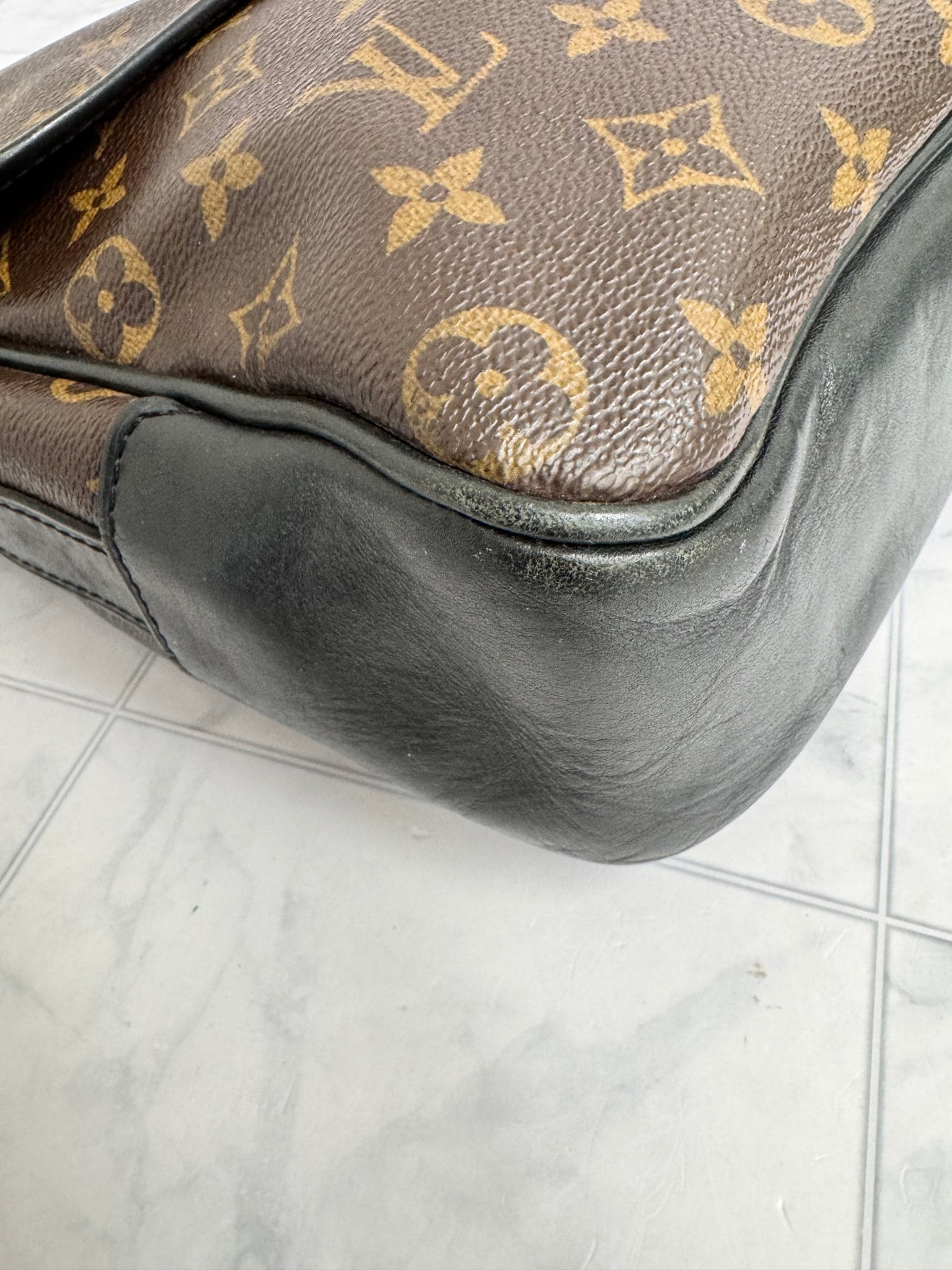 Louis Vuitton Monogram Macassar Bass Messenger Bag MM