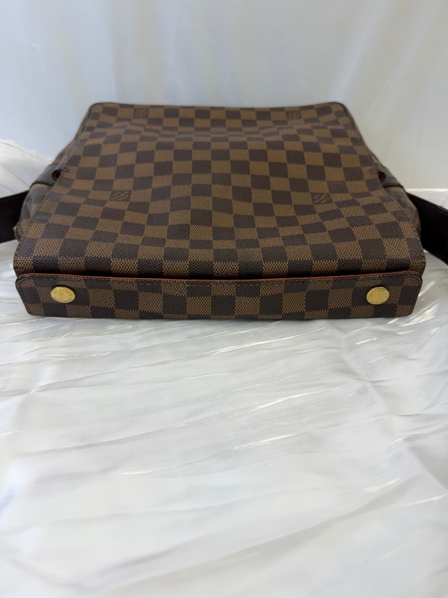 Louis Vuitton Damier Ebene Naviglio Messenger Bag