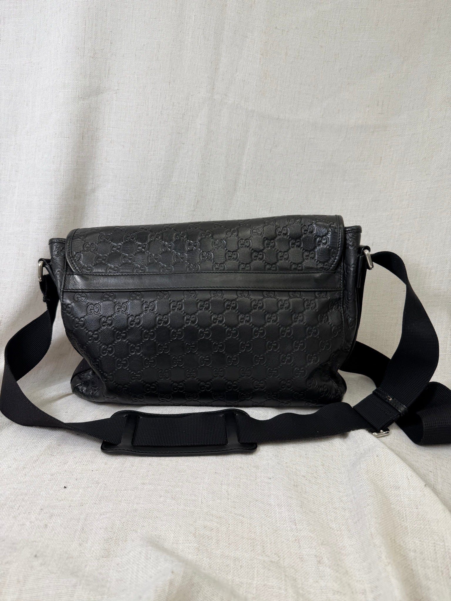 Gucci Black Leather Guccissima Messenger Bag