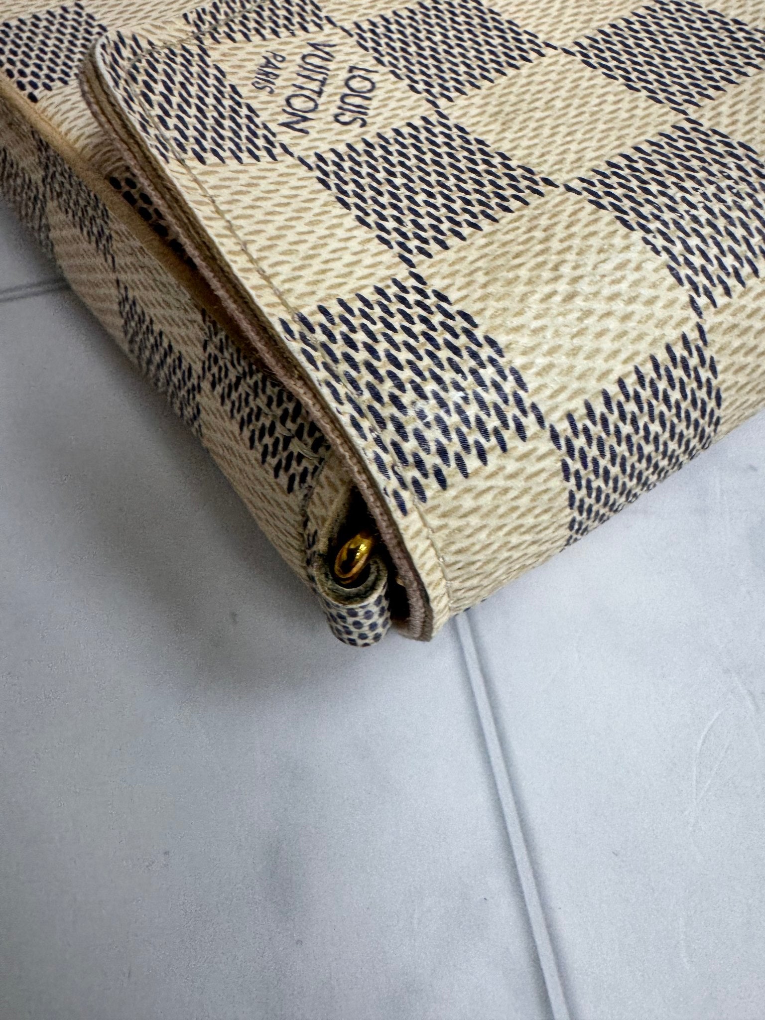 Louis Vuitton Damier Azur Felicie Pochette