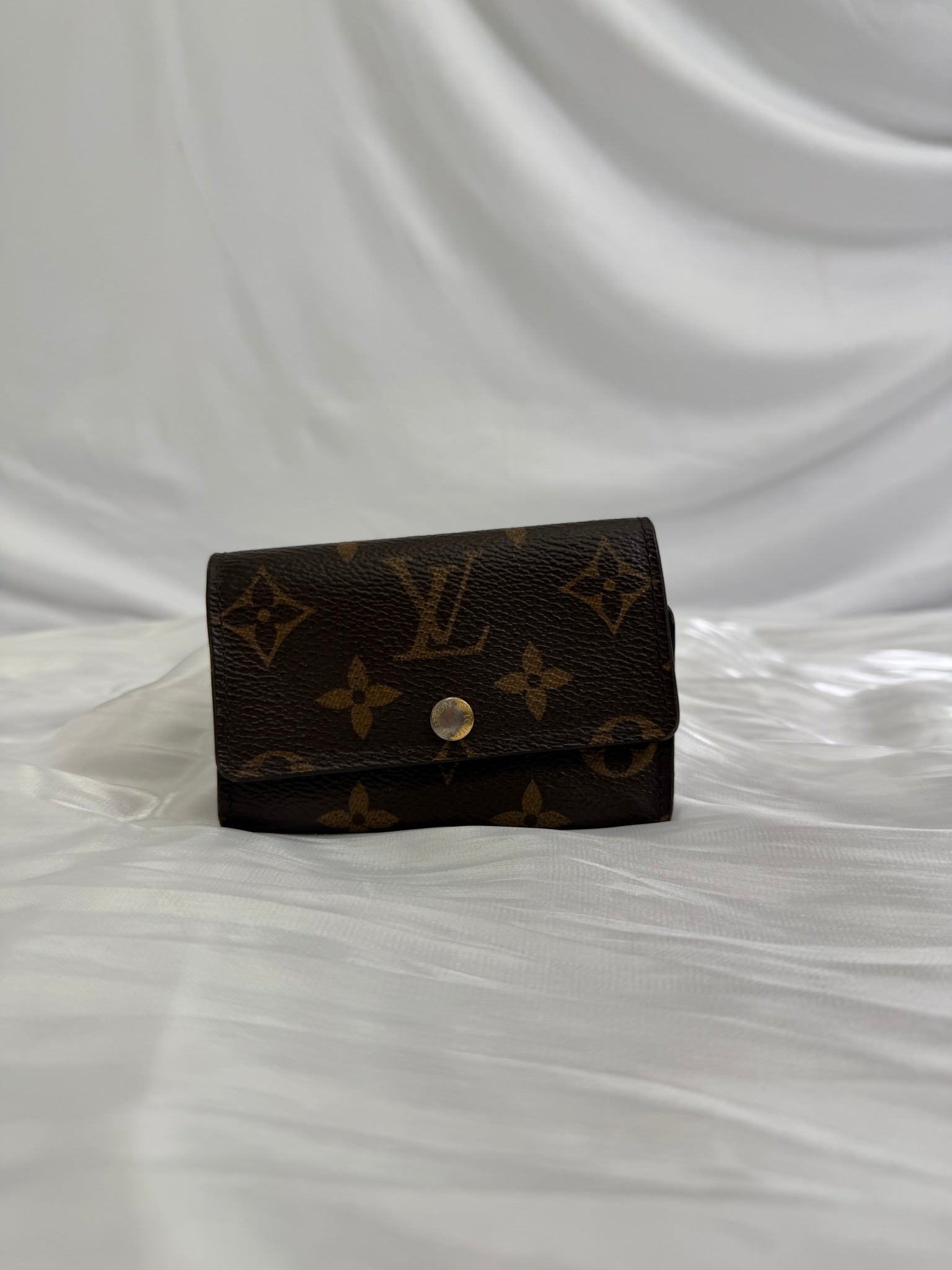 Louis Vuitton Monogram 6 Key Holder