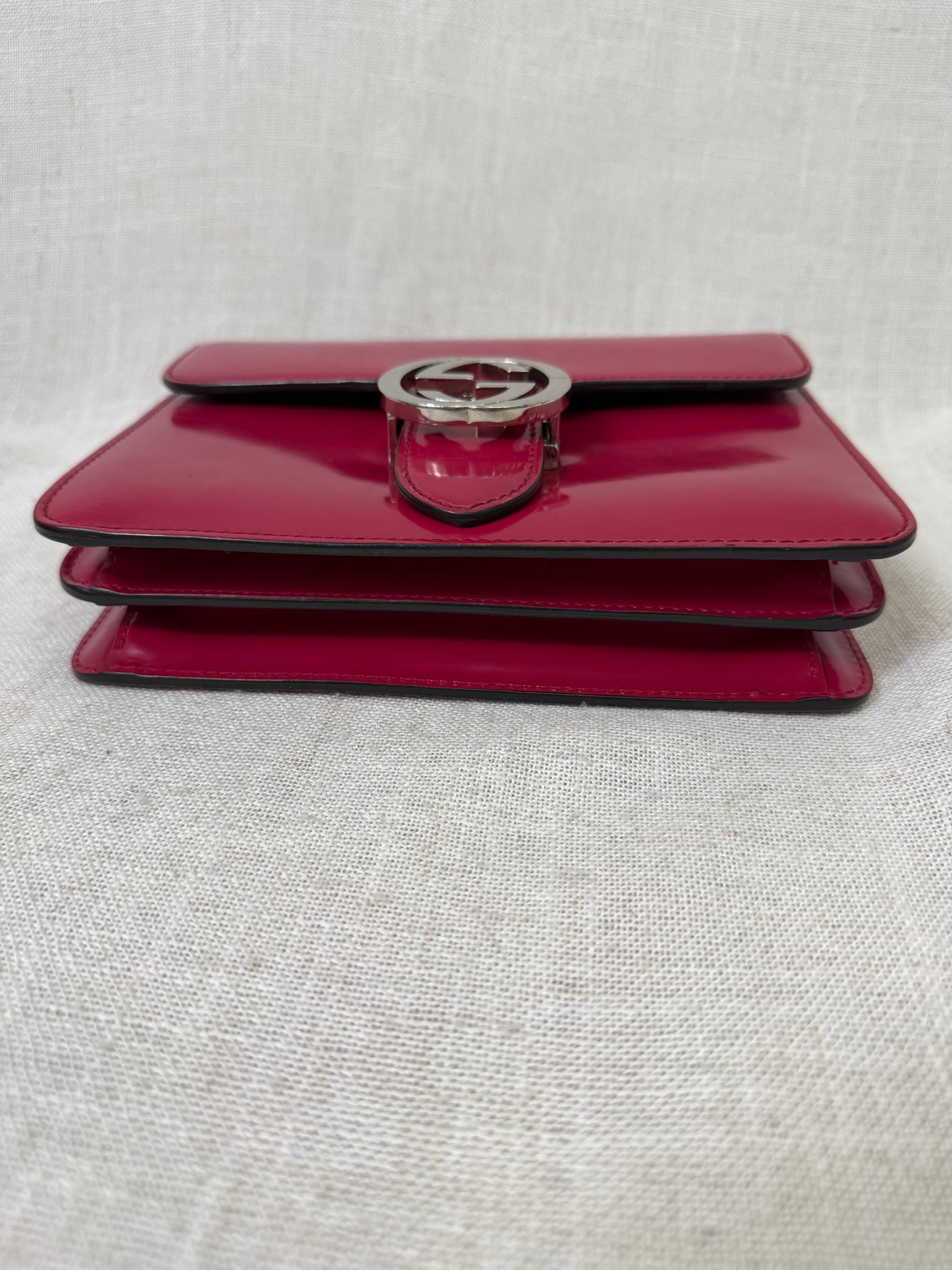 Gucci Magenta Patent Leather Interlocking G Chain Shoulder Bag