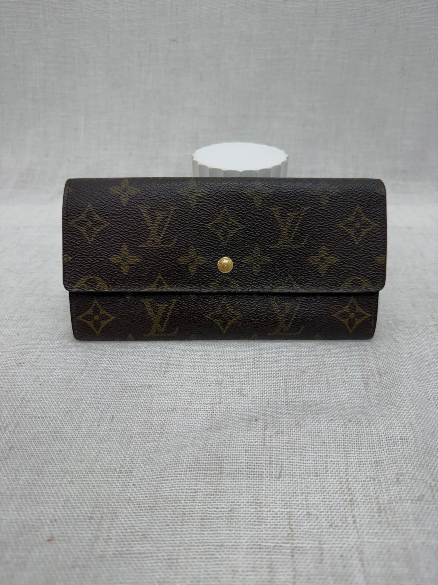 Louis Vuitton Monogram Sarah Wallet