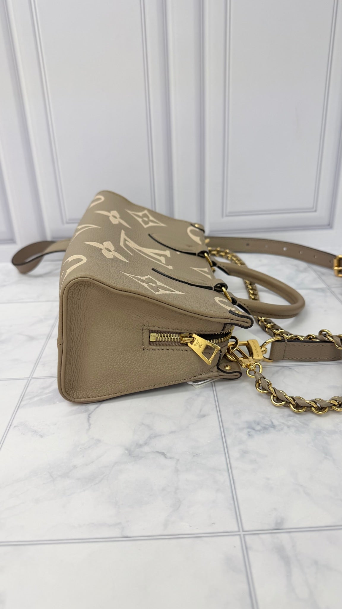 Louis Vuitton Turtle Dove Empreinte Leather On The Go East West 2Way Bag