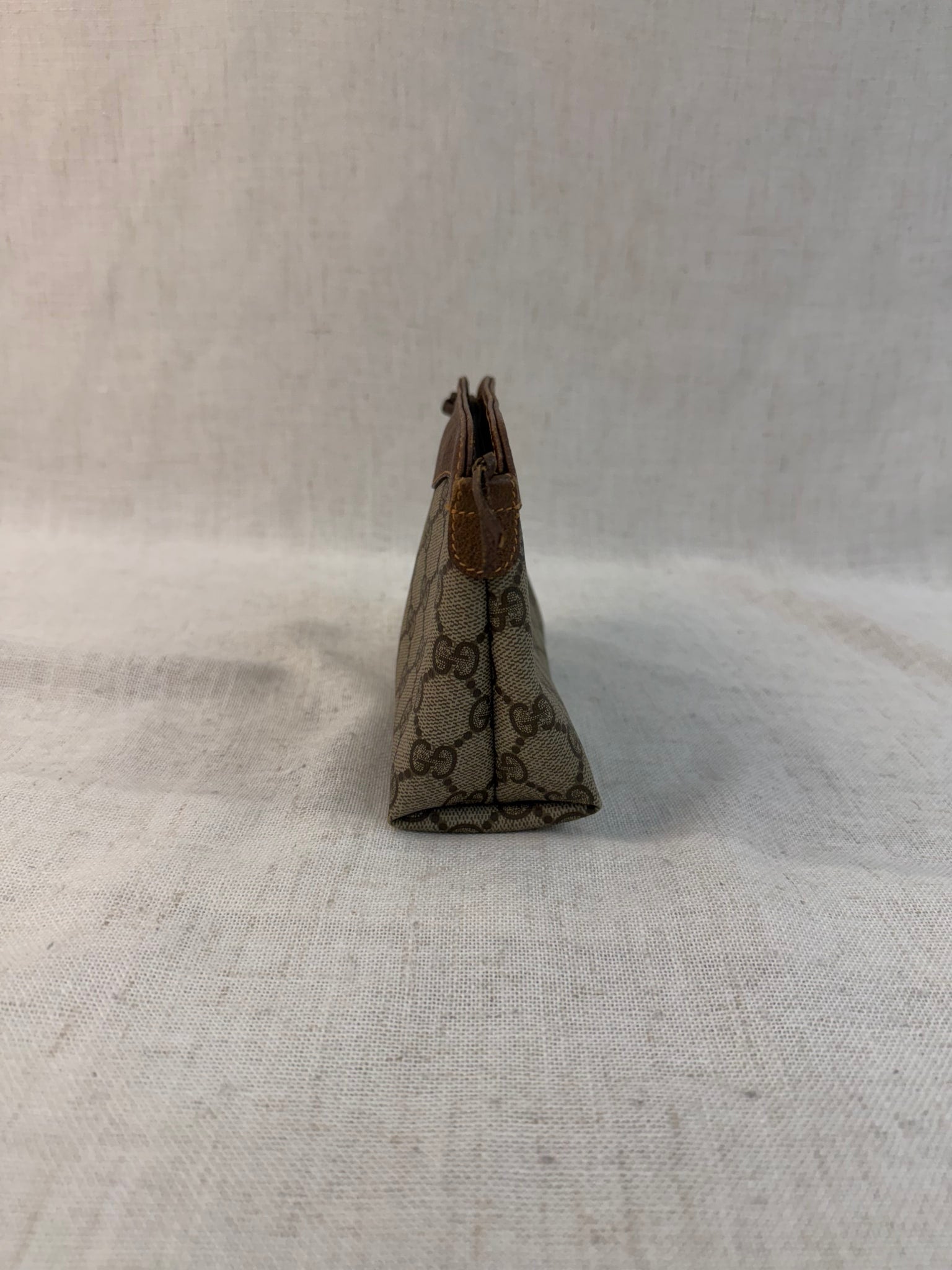 Gucci Brown Coated Canvas GG Supreme Print Cosmetic Pouch