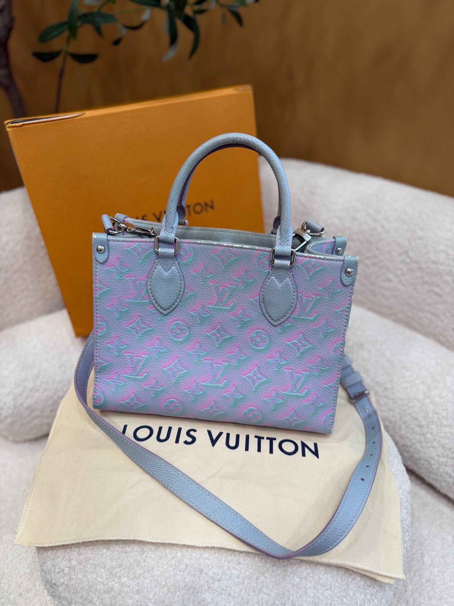 Louis Vuitton Lilas Empreinte Summer Stardust On The Go PM