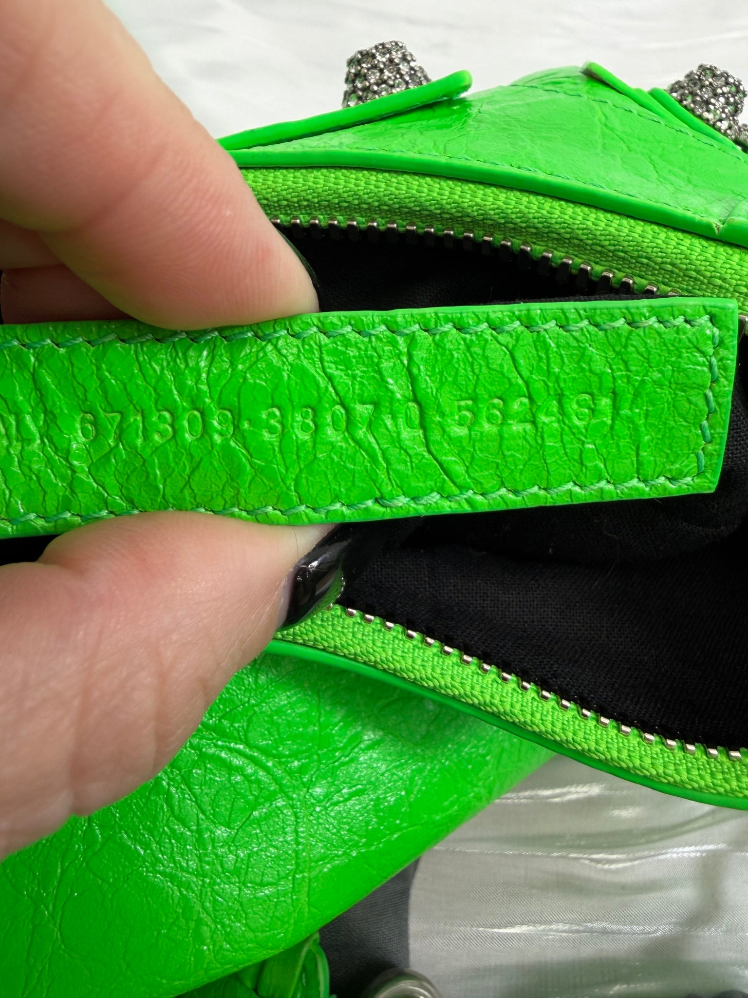 LIKE NEW Balenciaga Green Le Cagole Shoulder Bag