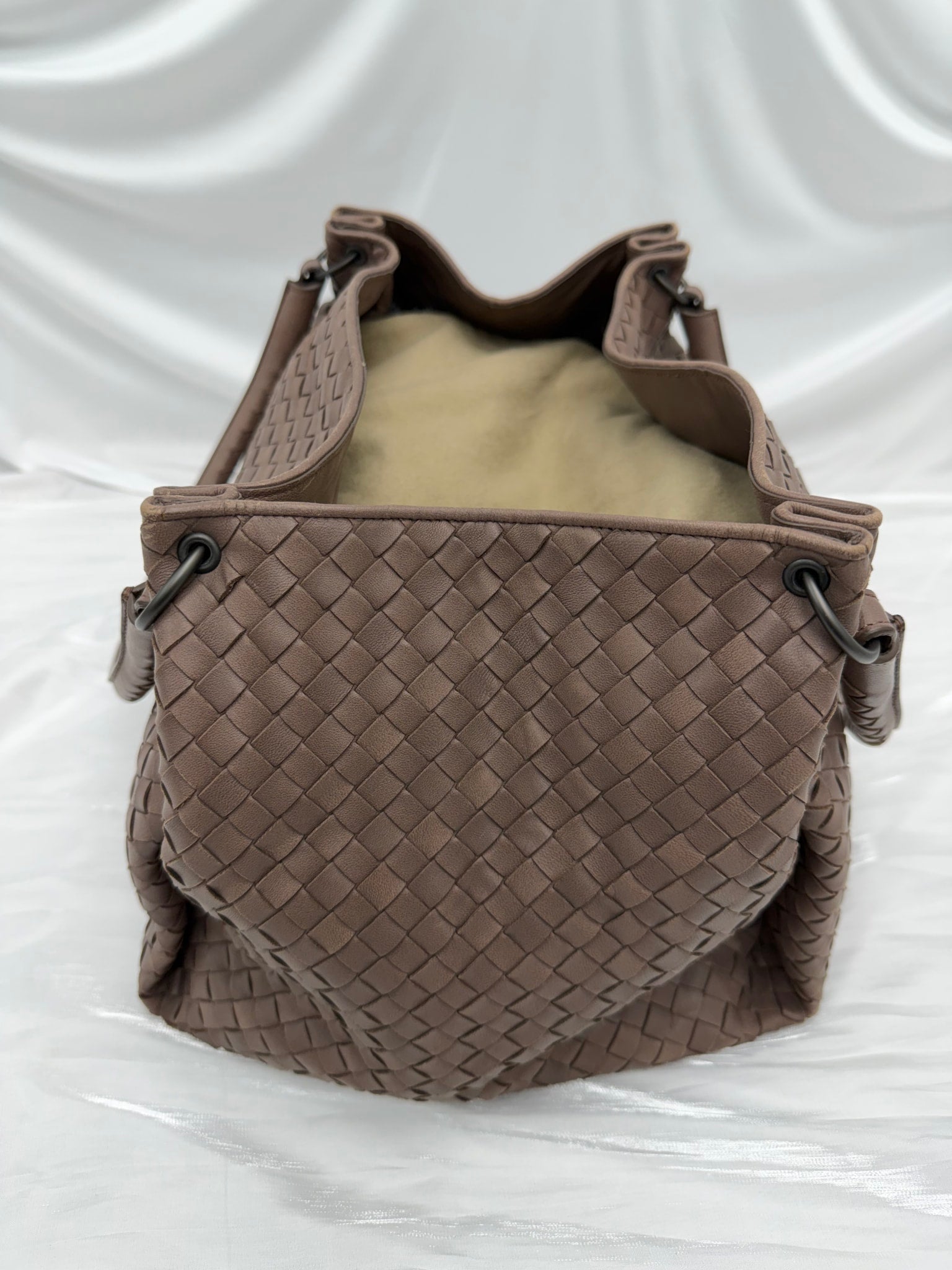 Bottega Veneta Dark Mauve Intrecciato Leather Parachute Shoulder Bag