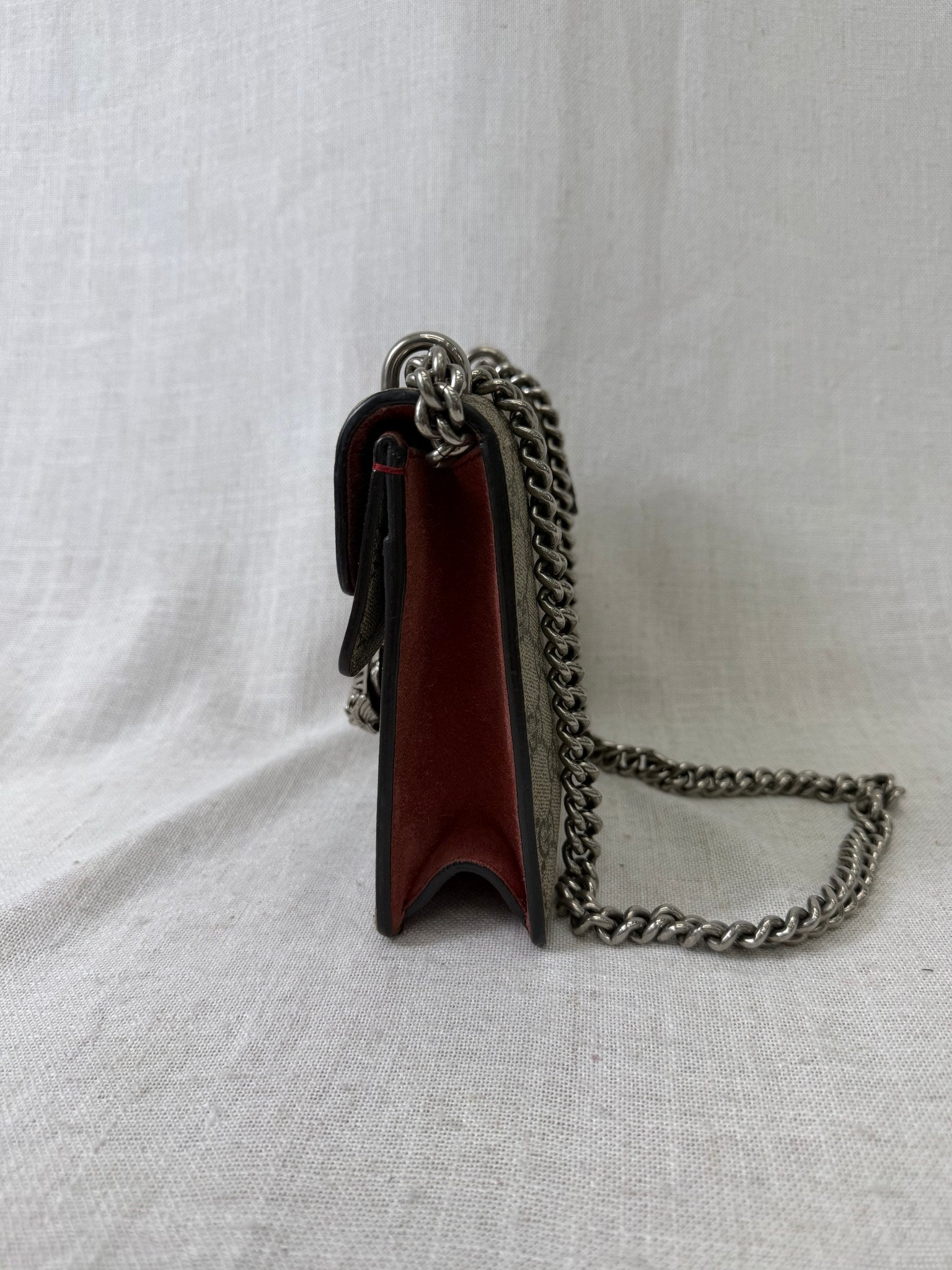 Gucci Dionysus GG Supreme Small Shoulder Bag