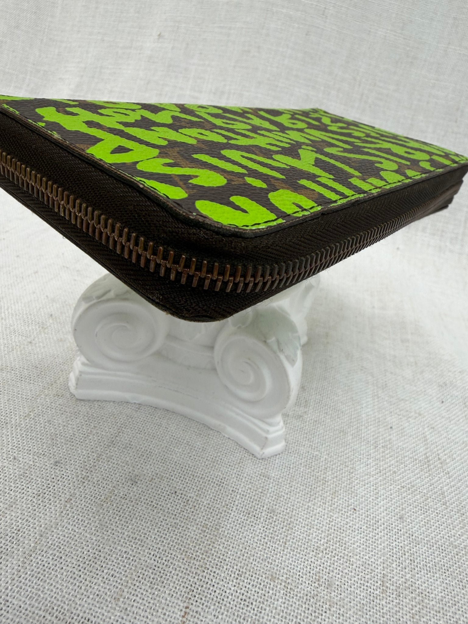 Louis Vuitton x Stephen Sprouse Monogram Green Graffiti Zippy Wallet