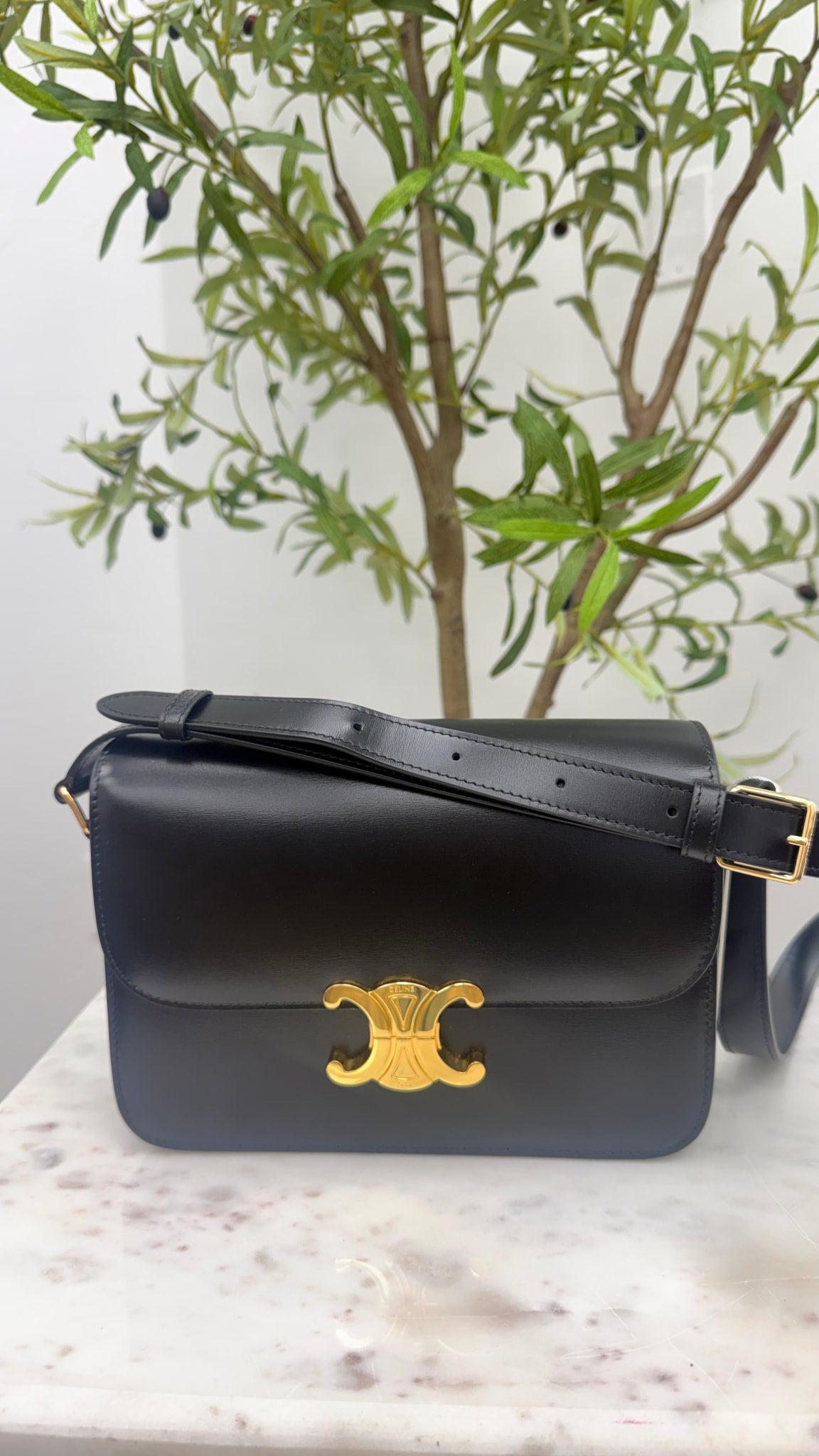 LIKE NEW - Celine Black Leather Classique Triomphe Crossbody Bag