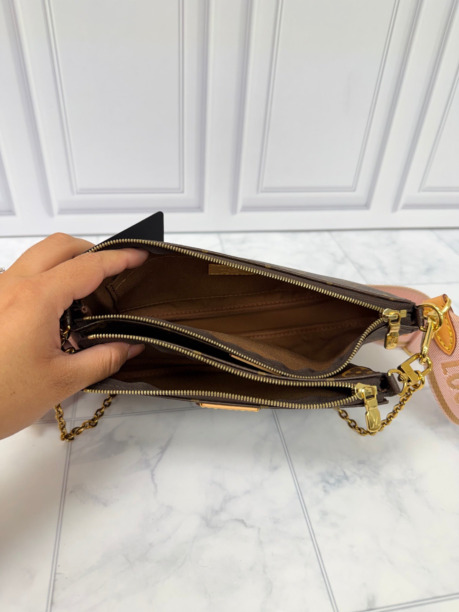 Louis Vuitton Multi Pochette Accessoires Crossbody Bag