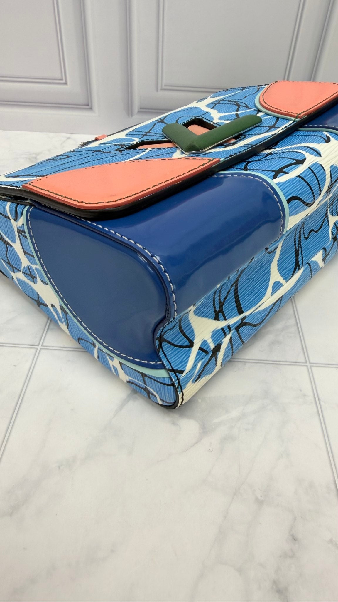 Louis Vuitton Aqua Print Epi Leather Twist MM Bag