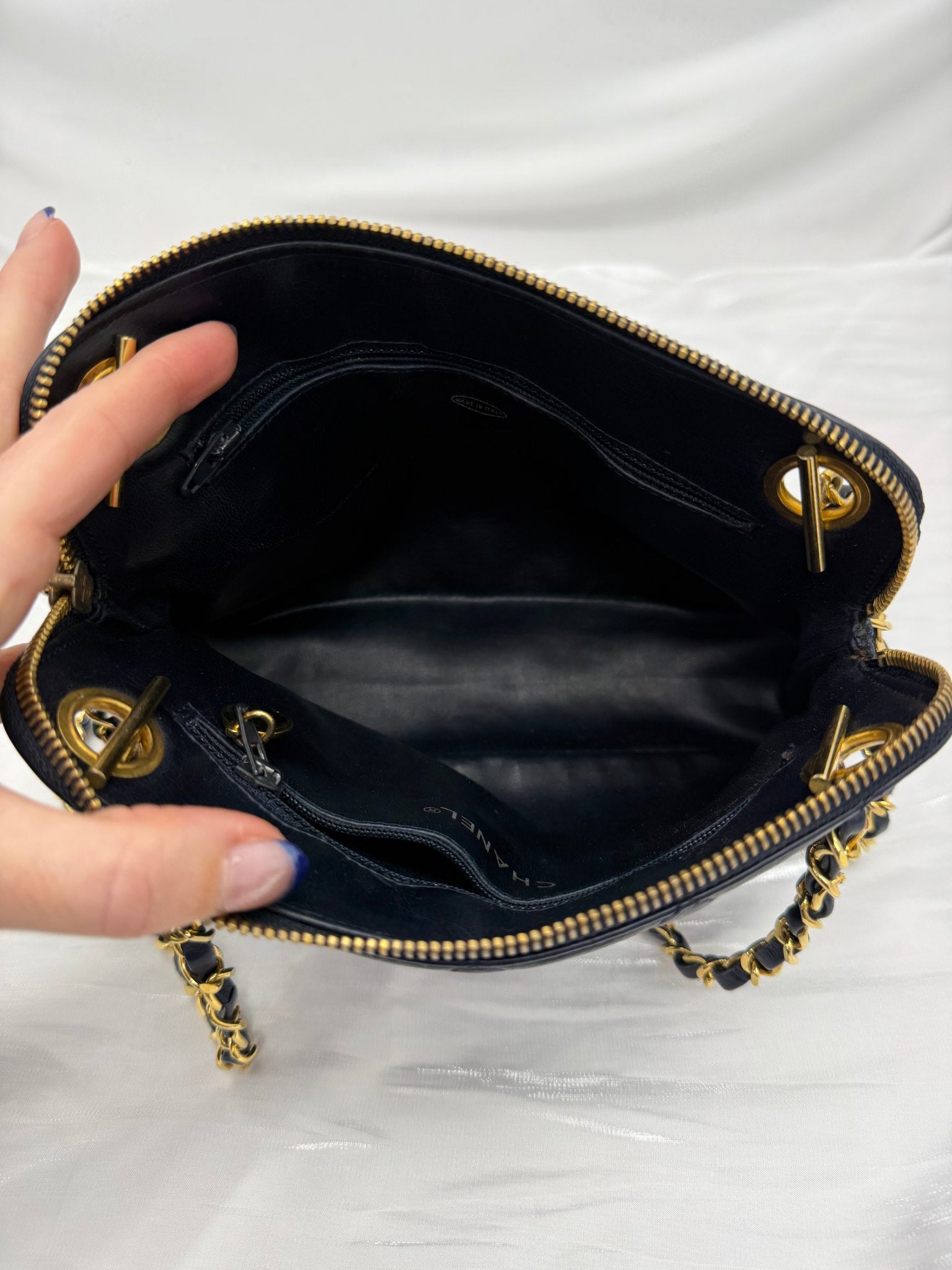 Chanel Navy Bue Quilted Lambskin Chain Shoulder Bag