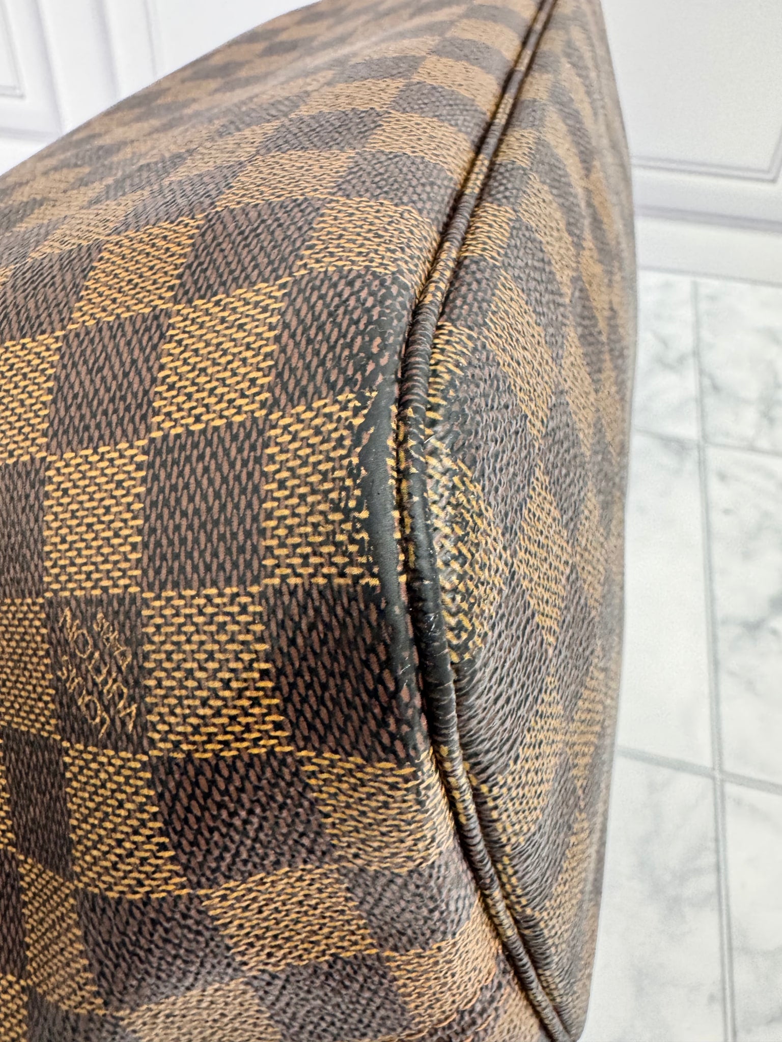 Louis Vuitton Damier Ebene Neverfull MM