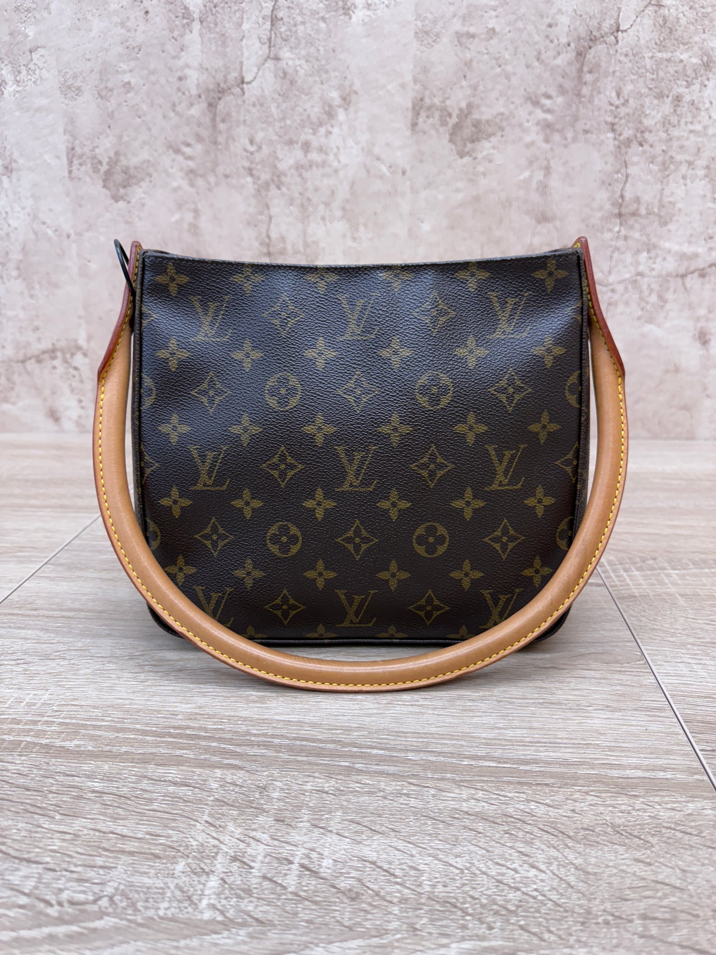 Louis Vuitton Monogram Looping MM