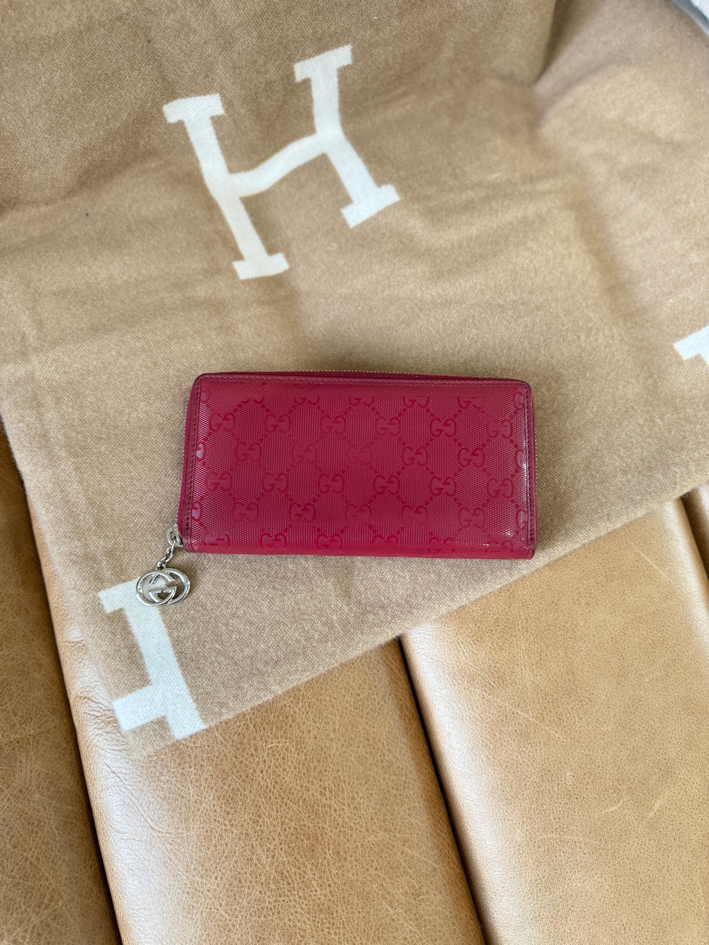 Gucci Wine Red Microguccissima Leather Zippy Wallet