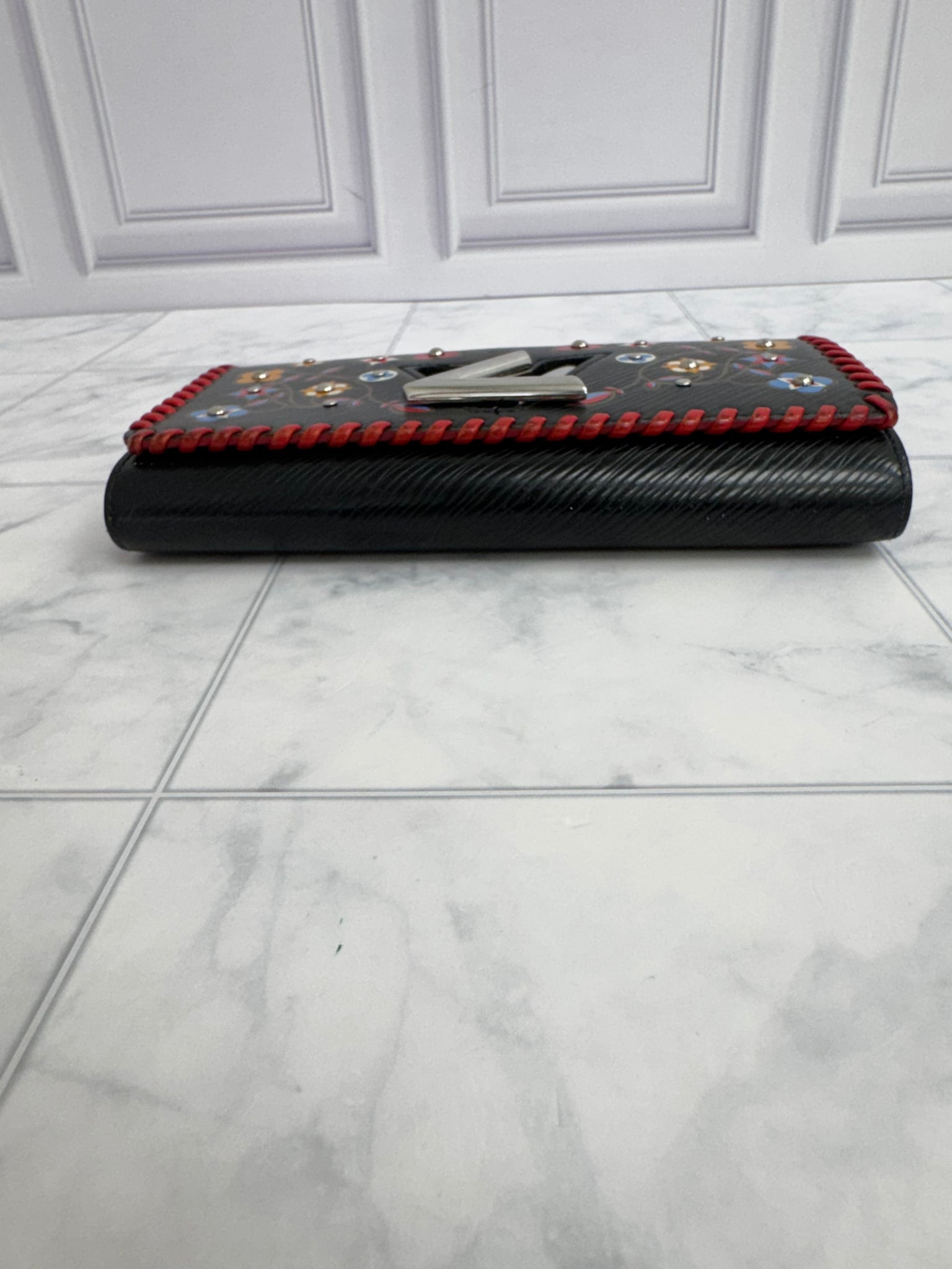 Louis Vuitton Black Multicolor Epi Leather Floral Twist Long Wallet