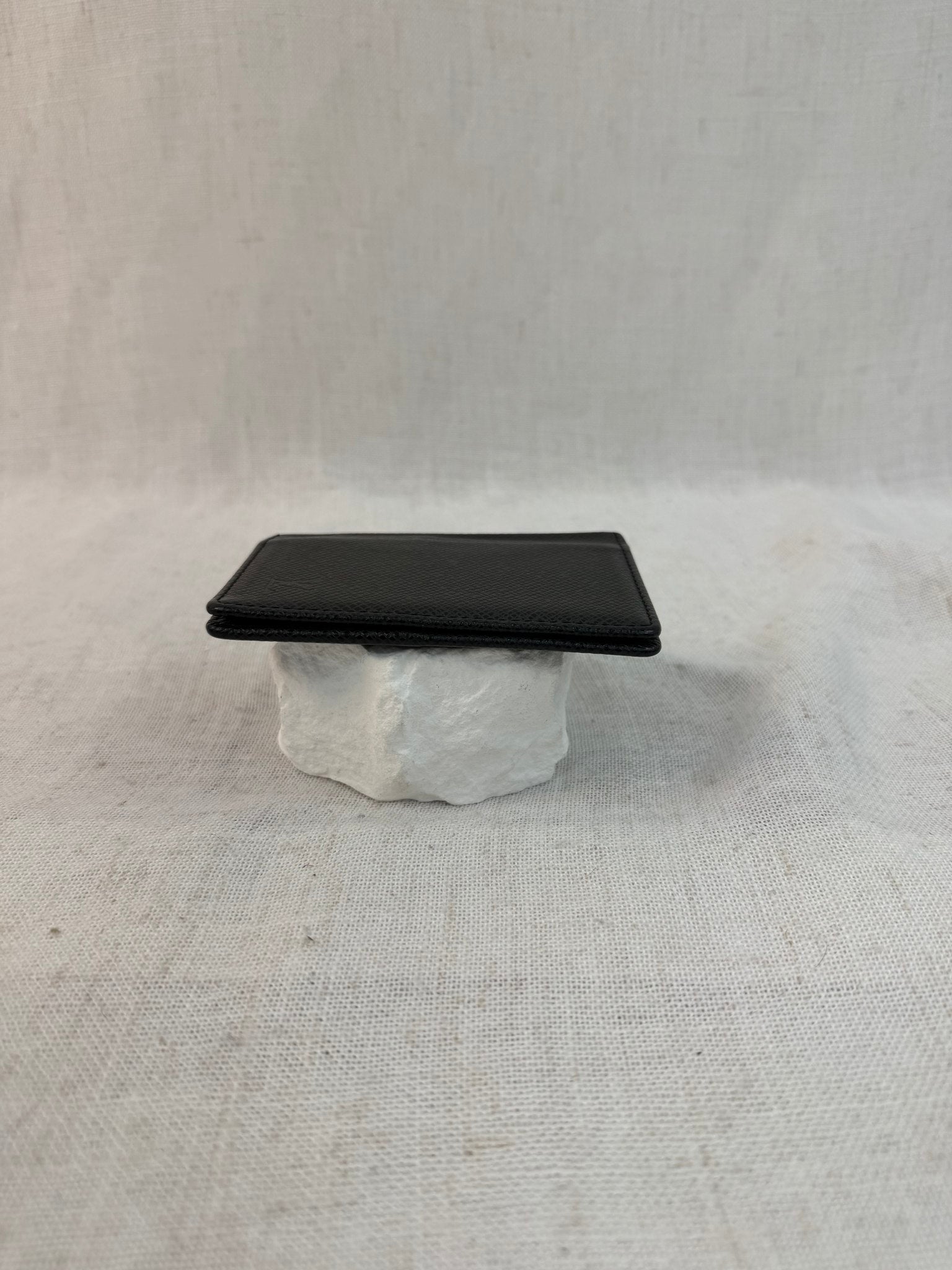 Louis Vuitton Black Leather Taiga Pocket Organizer