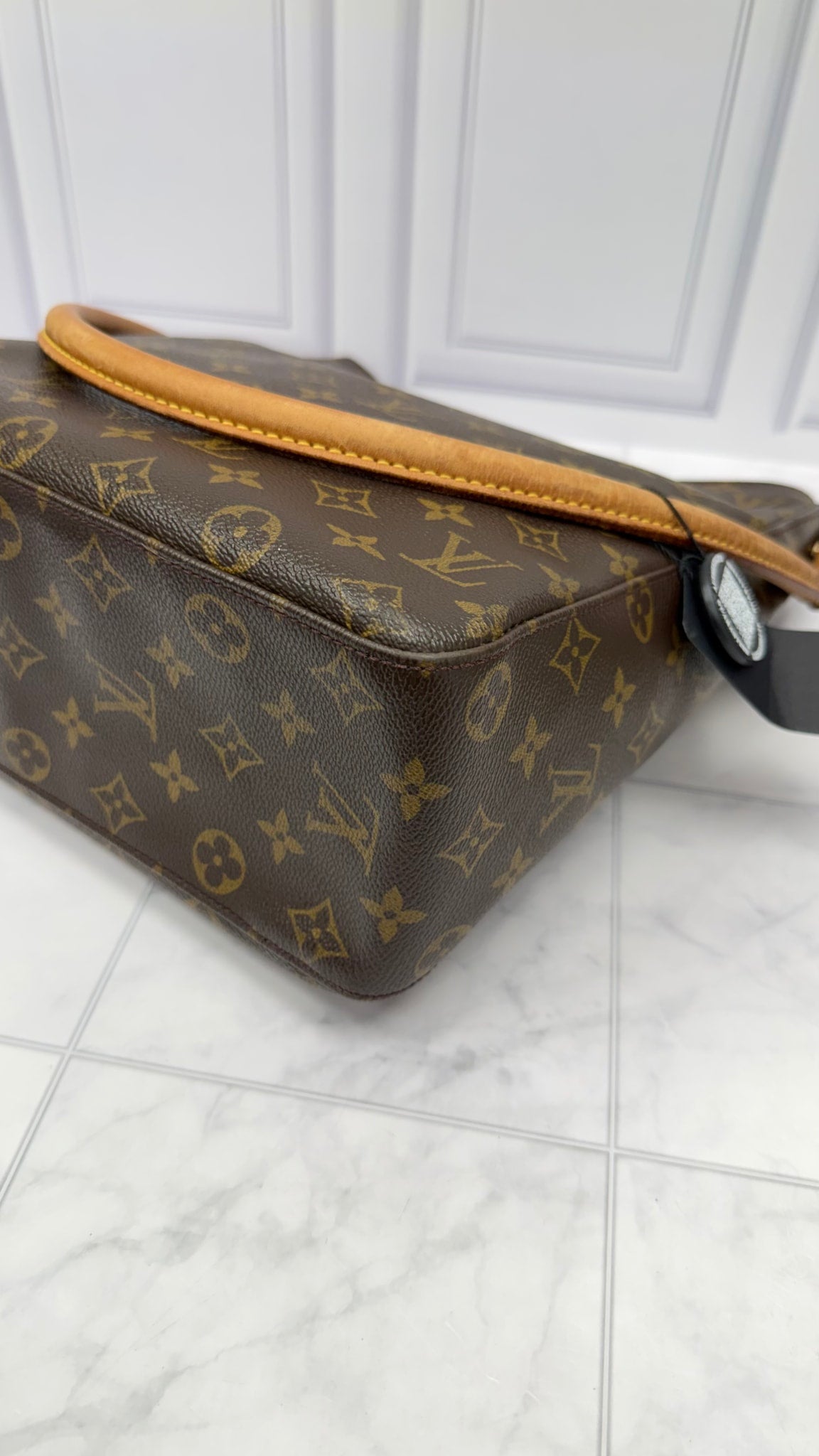 Louis Vuitton Monogram Looping Bag GM
