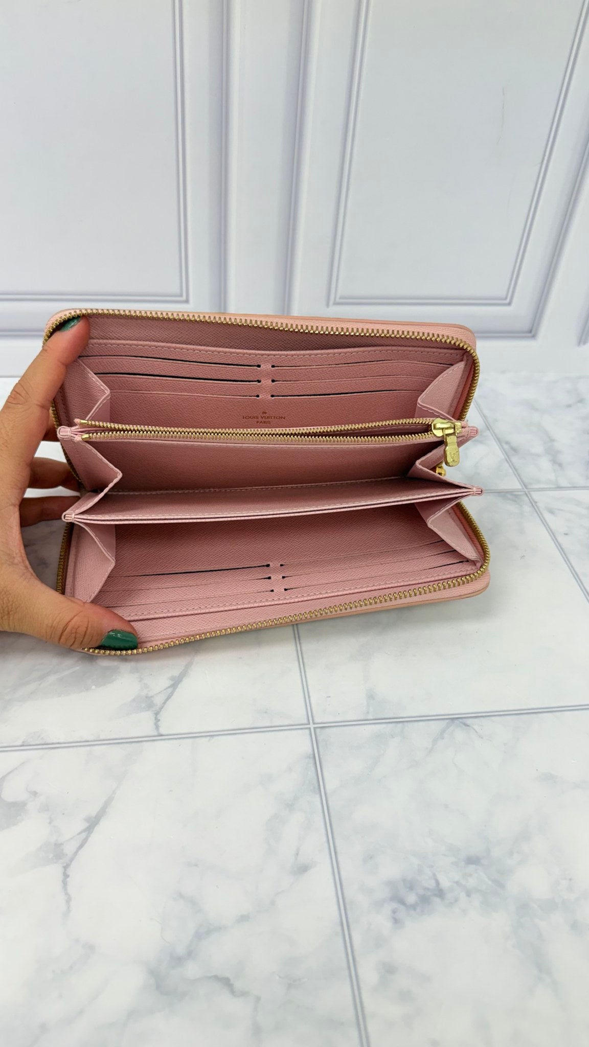 Louis Vuitton Damier Azur Rose Ballerine Zippy Wallet