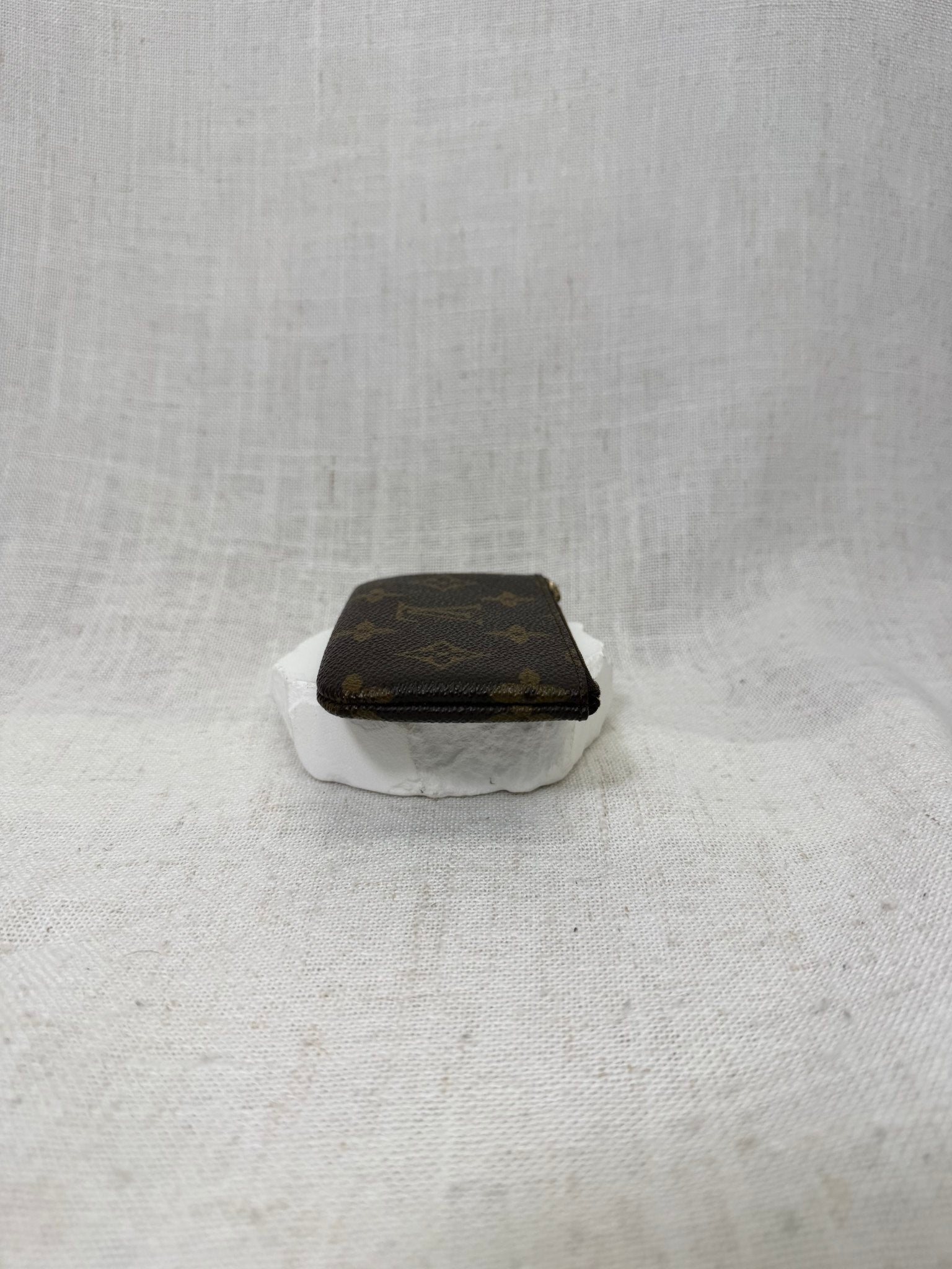 Louis Vuitton Monogram Key Cles