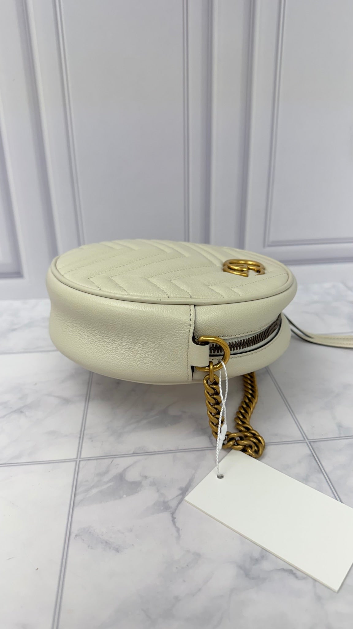 LIKE NEW - Gucci White Leather GG Marmont Round Crossbody Bag