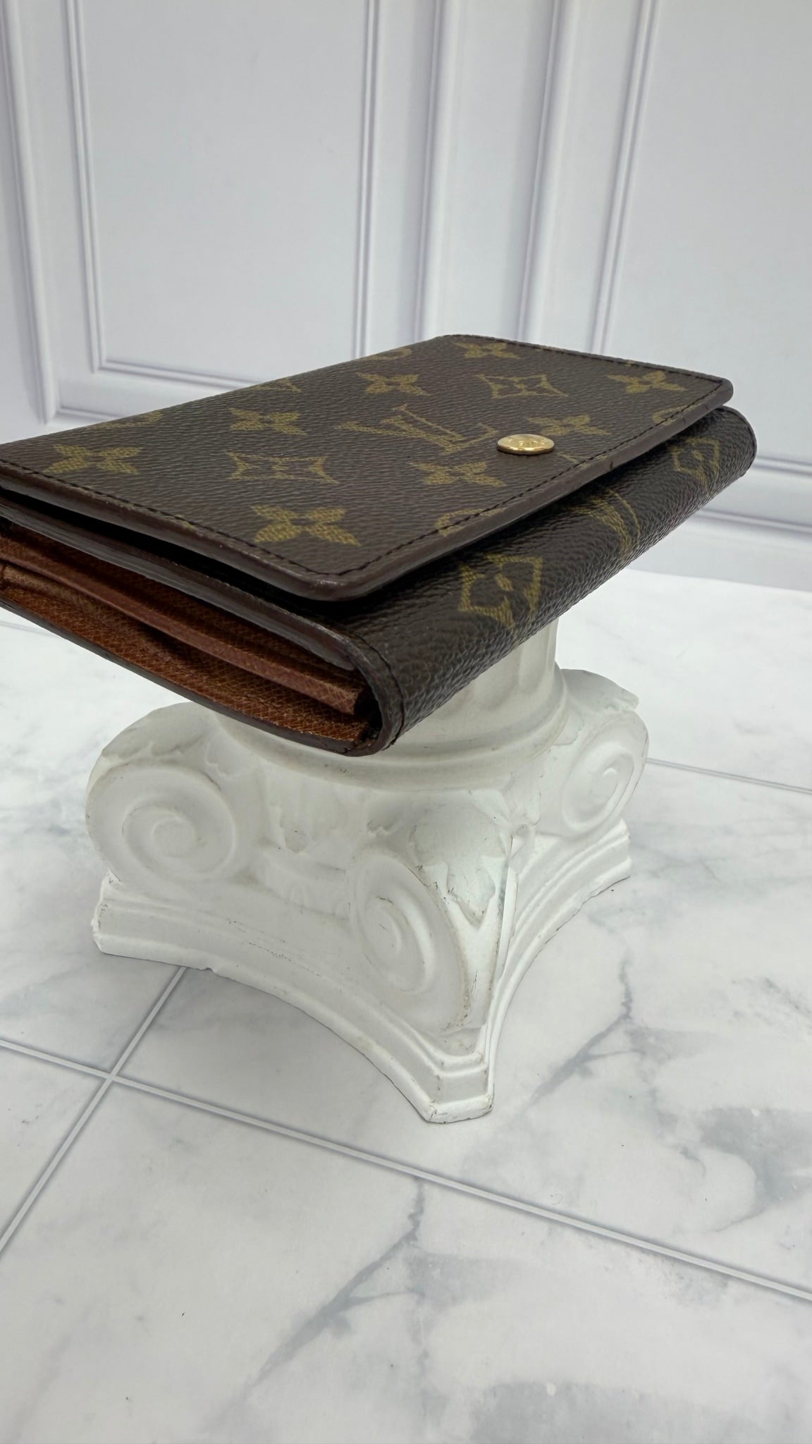 Louis Vuitton Monogram Porte Monnaie Tresor Wallet