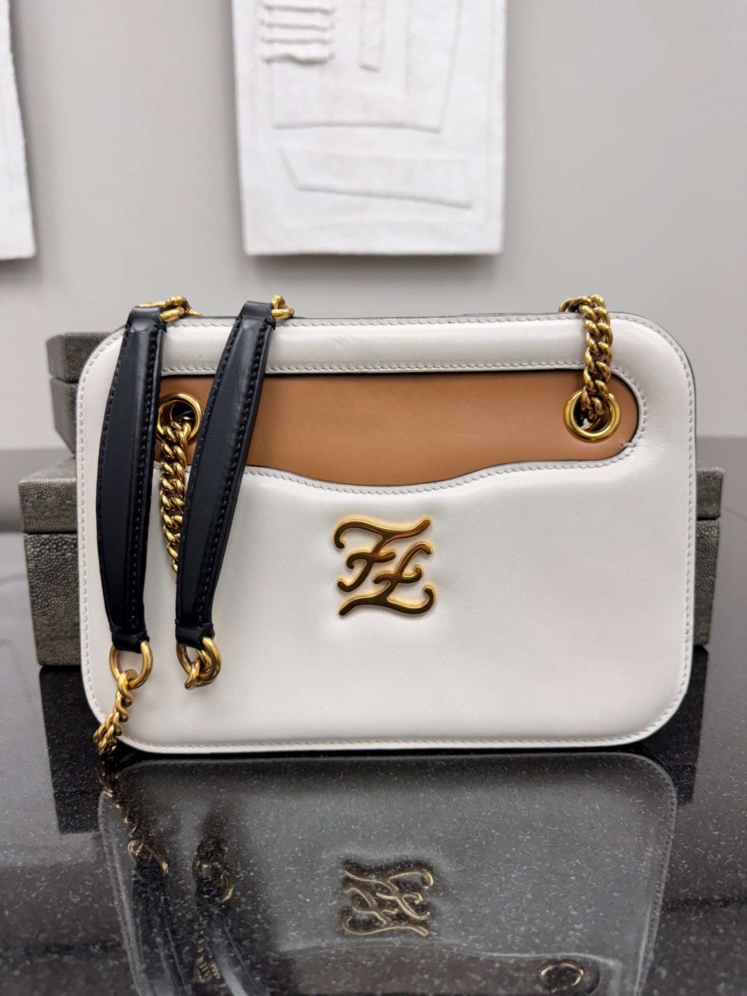 Fendi White Leather Karligraphy Pocket Shoulder Bag
