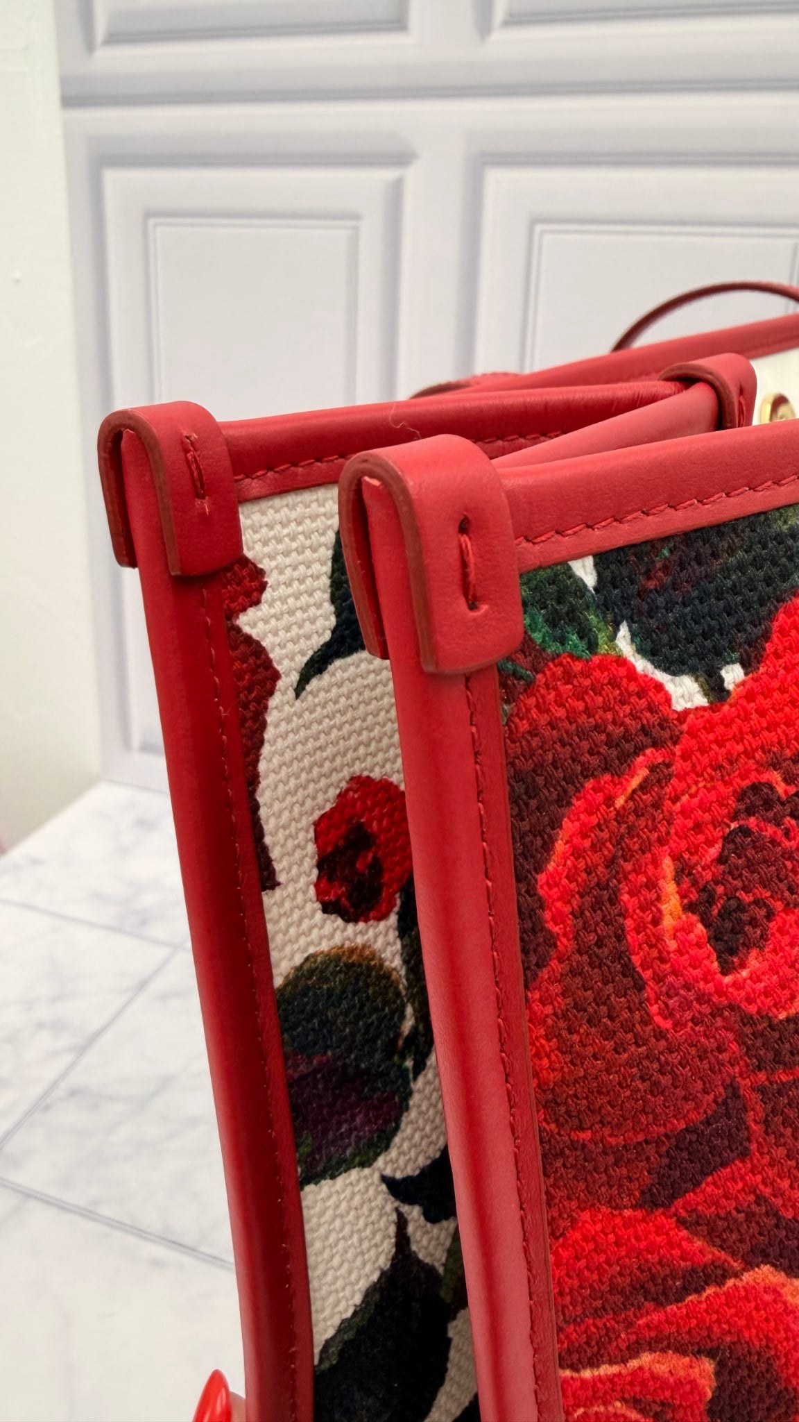 Dolce & Gabbana Red Floral Large Sicily Shopper Tote Bag