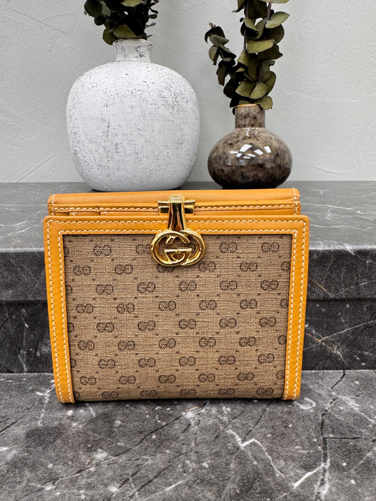 LIKE NEW - Gucci Brown And Tan Micro GG Supreme Coated Canvas Vintage Flip Lock Compact Wallet