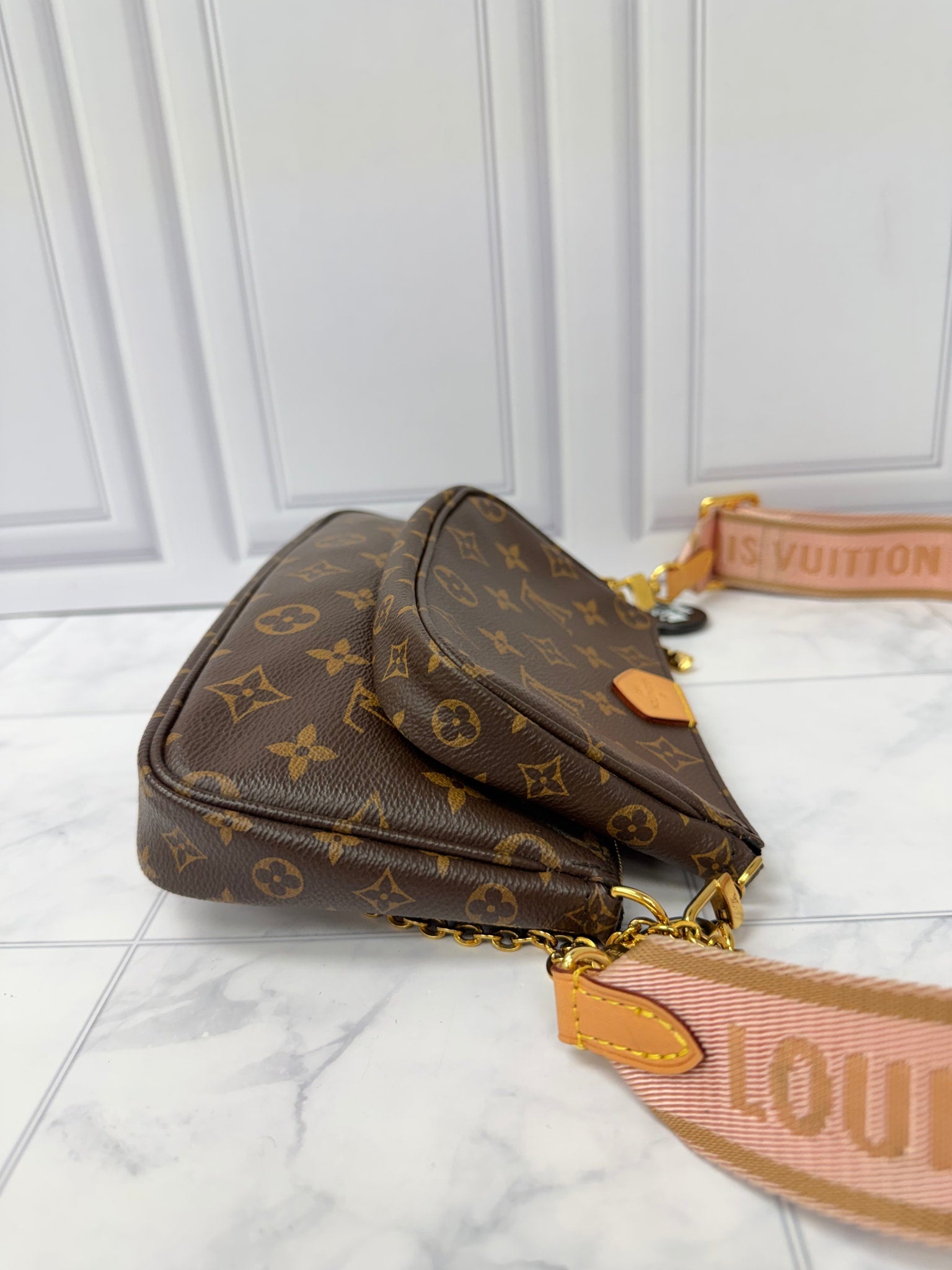 Louis Vuitton Multi Pochette Accessoires Crossbody Bag