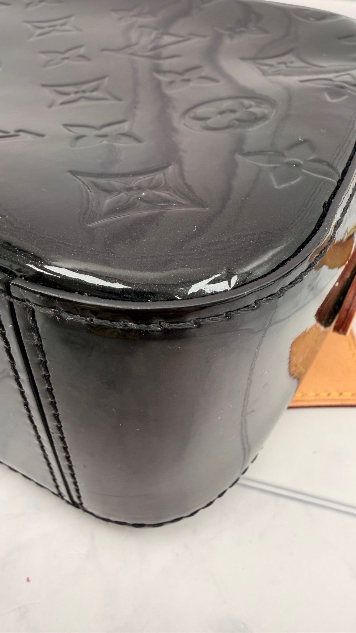 Louis Vuitton Black Vernis Santa Monica Camera Bag
