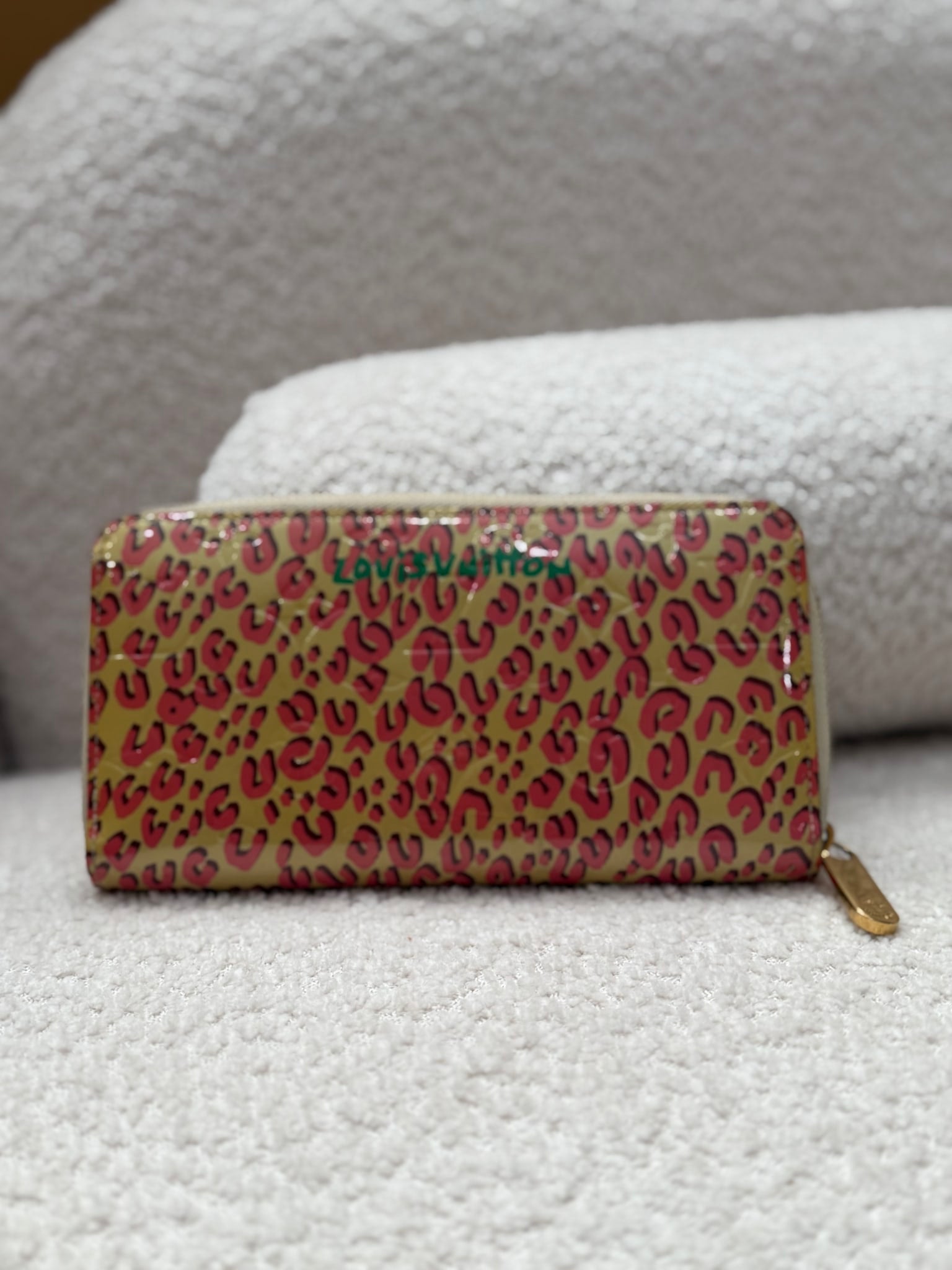 Louis Vuitton Vernis Limited Edition Blanc Corail Zippy Long Wallet
