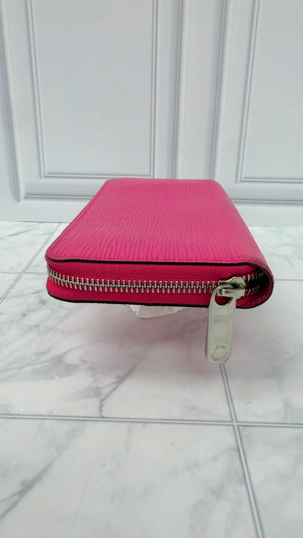 Louis Vuitton Hot Pink Epi Leather Zippy Wallet