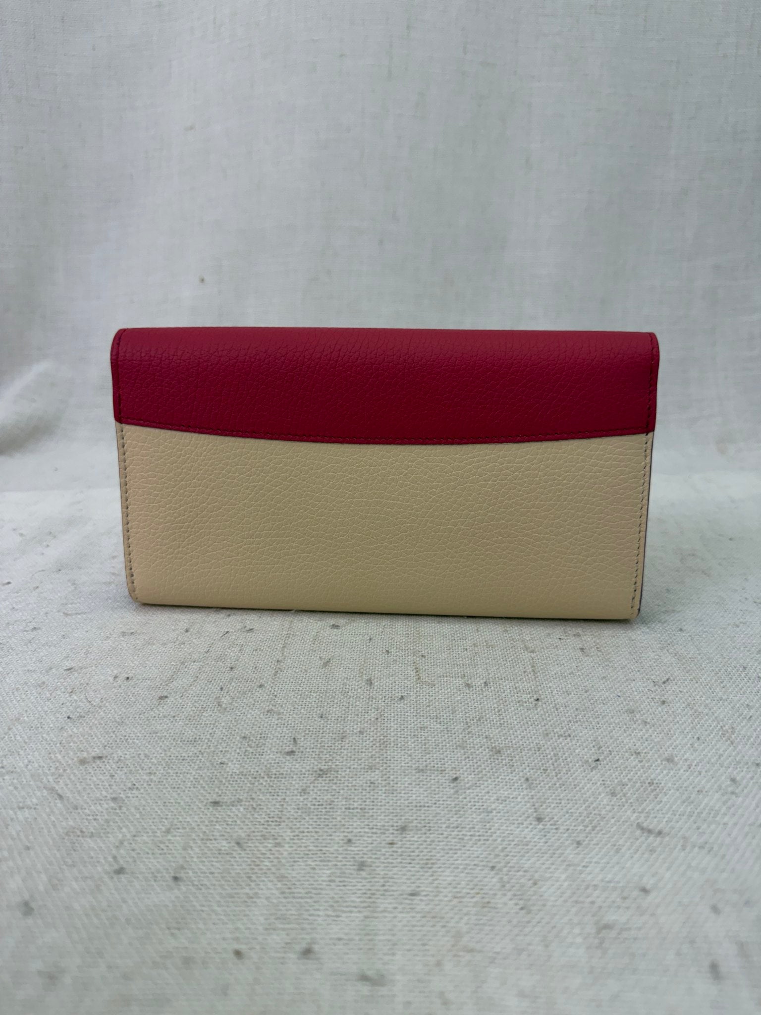 Louis Vuitton Multicolored Taurillon Leather Capucine Sarah Wallet