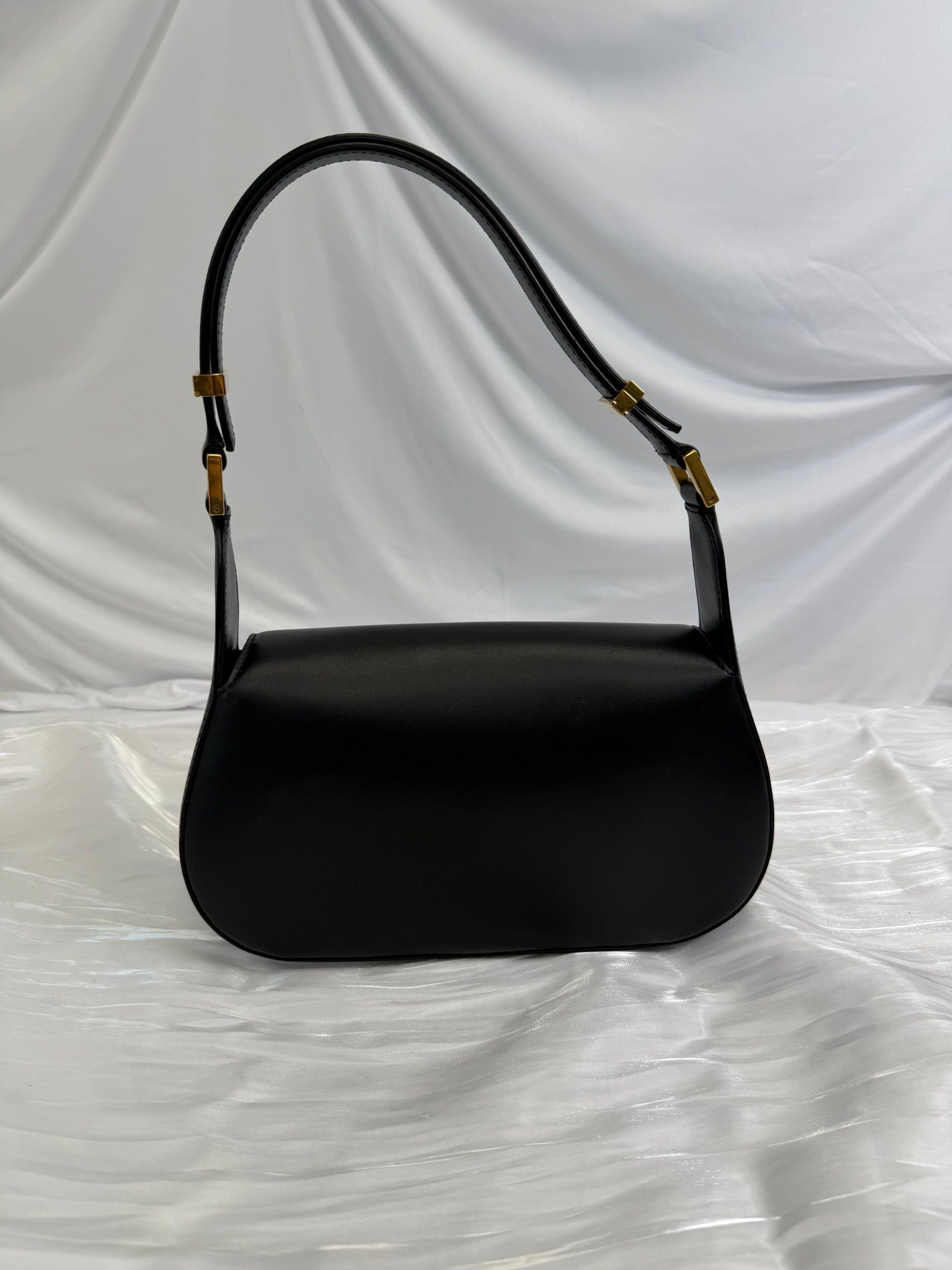 BRAND NEW- Valentino Black Calfskin Logo Chain Shoulder Bag