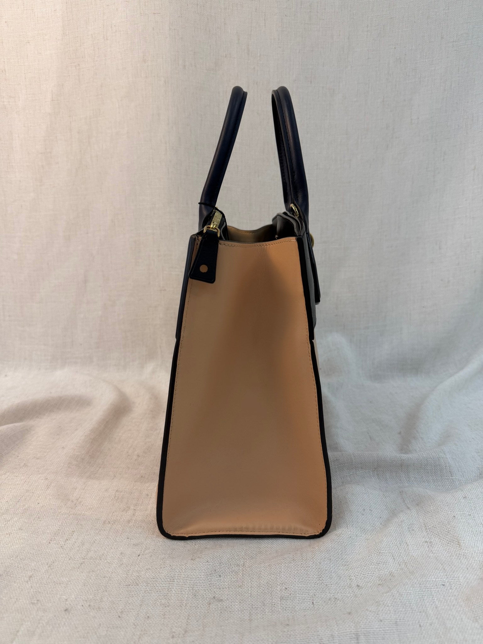 Louis Vuitton Black And Tan Leather City Steamer MM Handbag