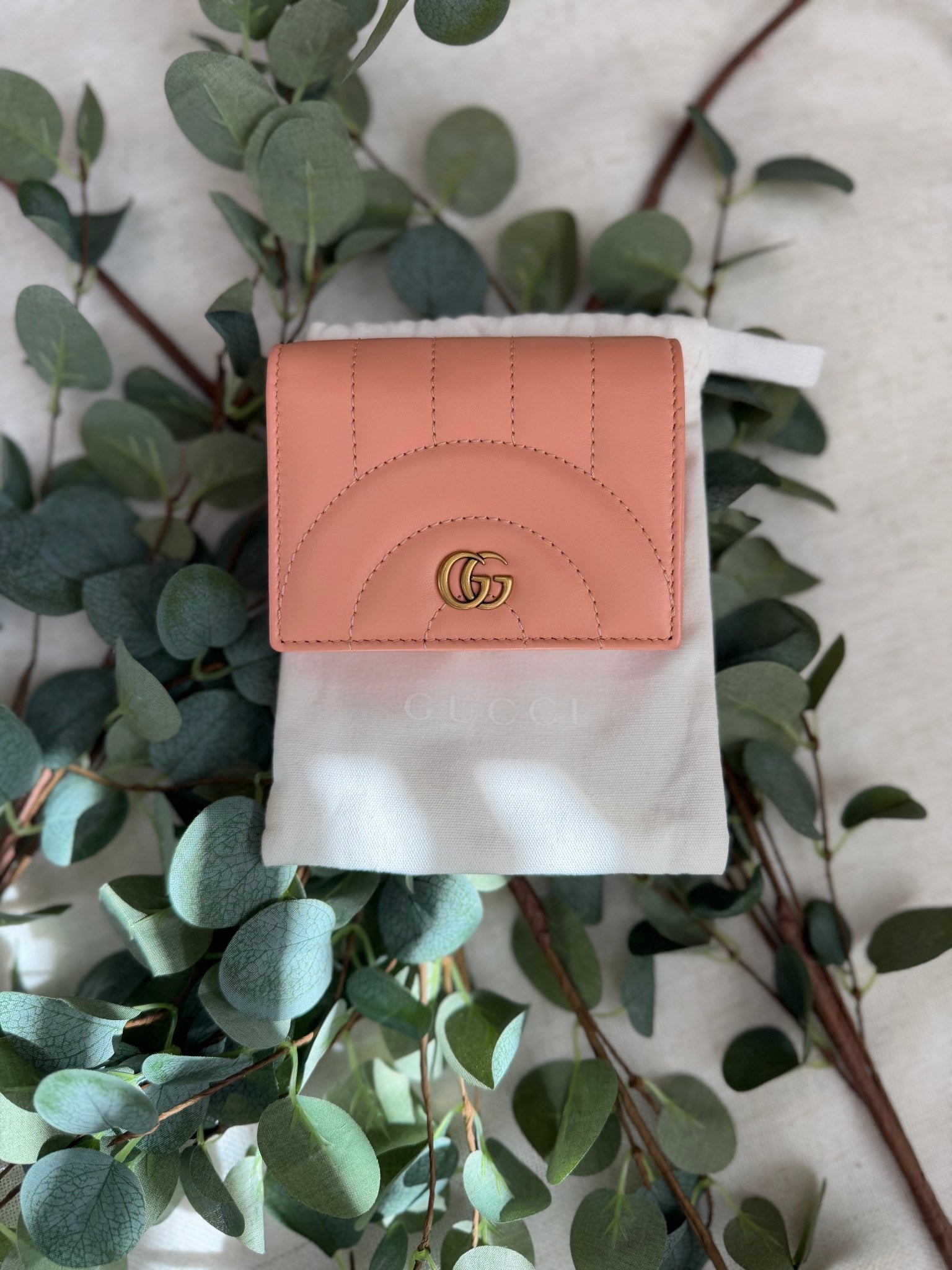 LIKE NEW-Gucci Peach Leather Marmont Compact Wallet