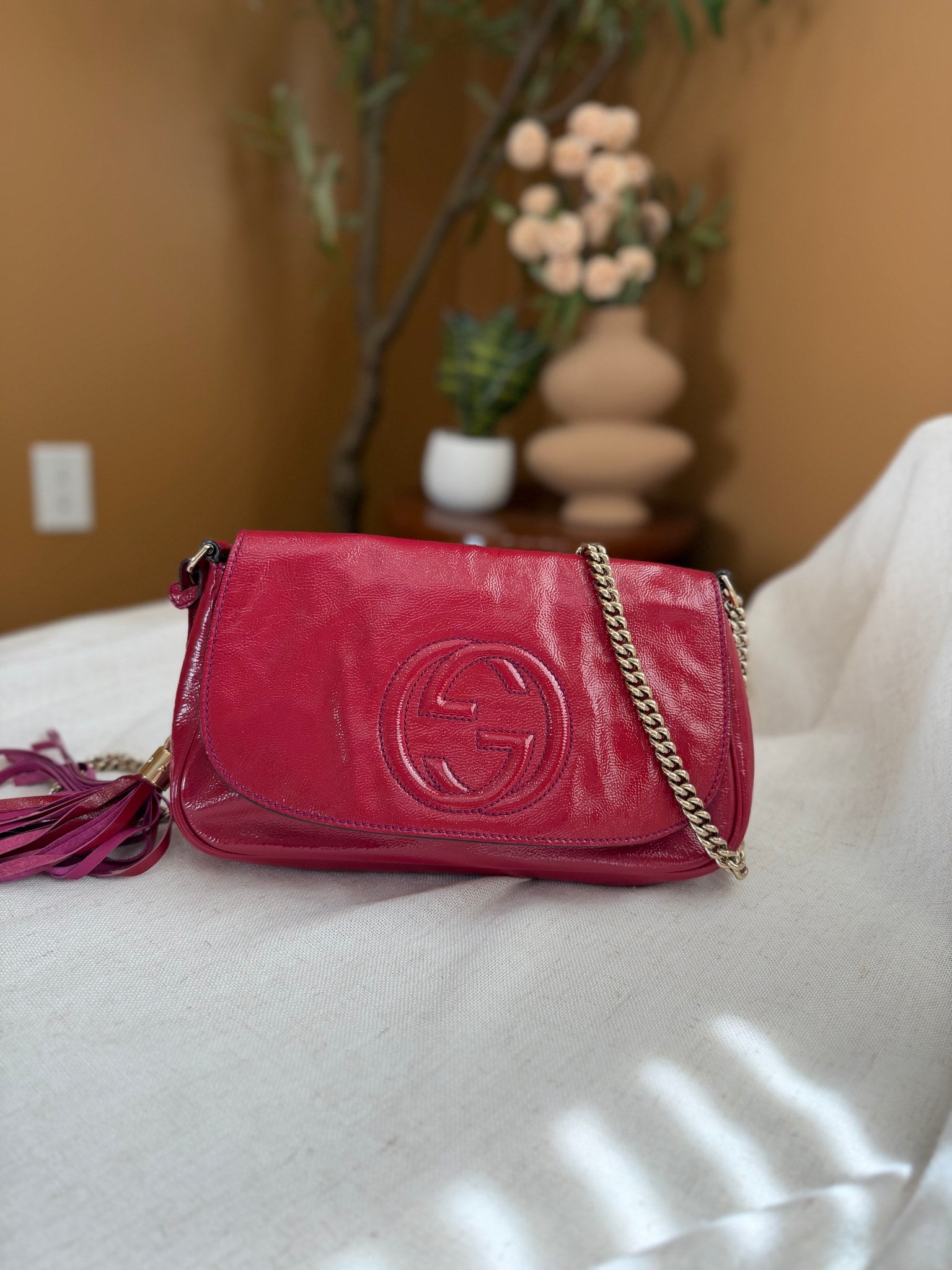 Gucci Red Patent Leather Soho Disco Chain Bag