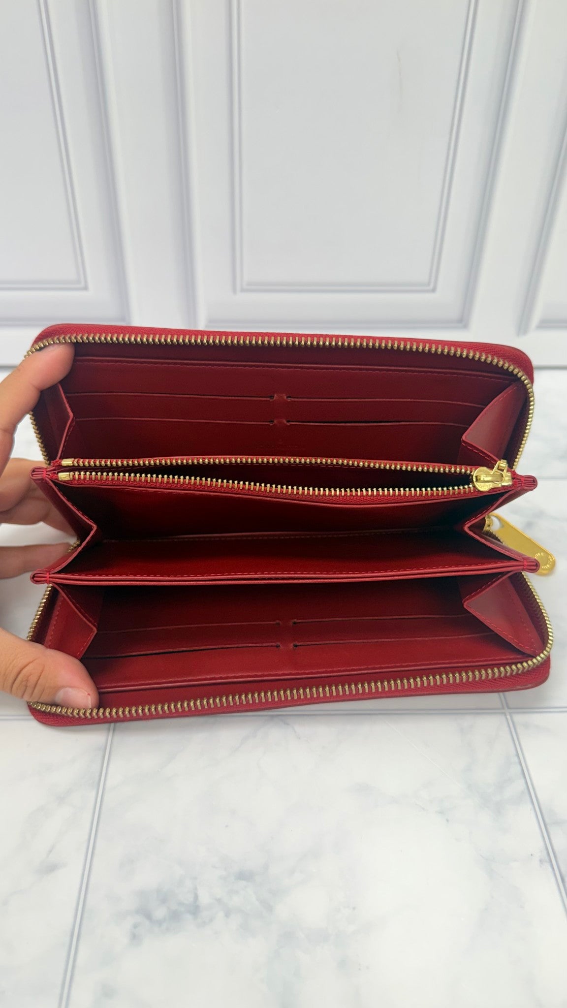 Louis Vuitton Monogram Red Vernis Leather Zippy Wallet