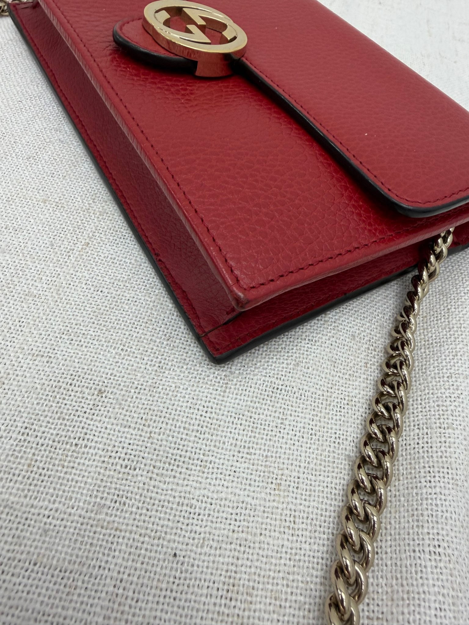 Gucci Red Leather Interlocking G Wallet on a Chain