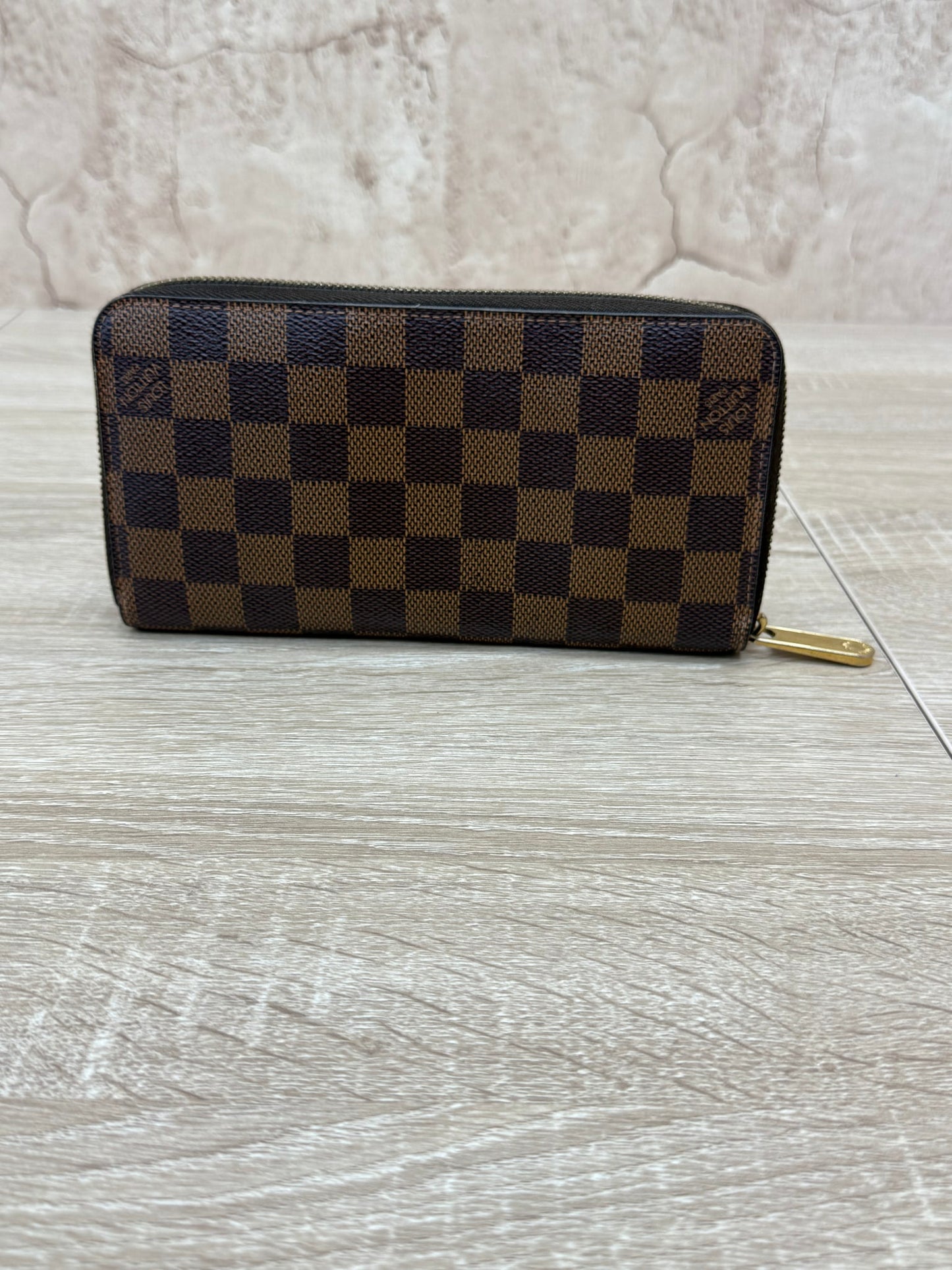 Louis Vuitton Damier Ebene Zippy Wallet