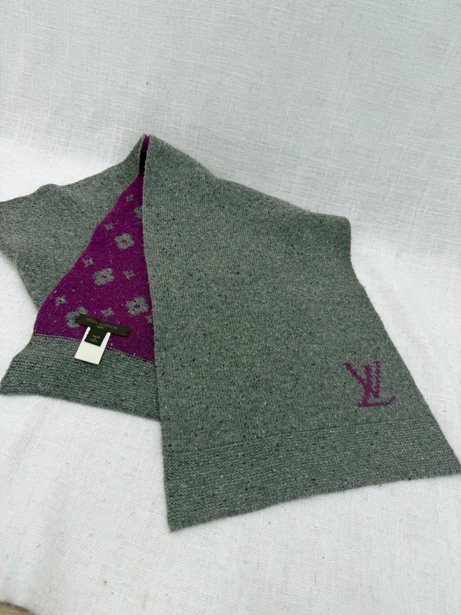 Louis Vuitton Gray & Purple Wool / Cashmere Scarf
