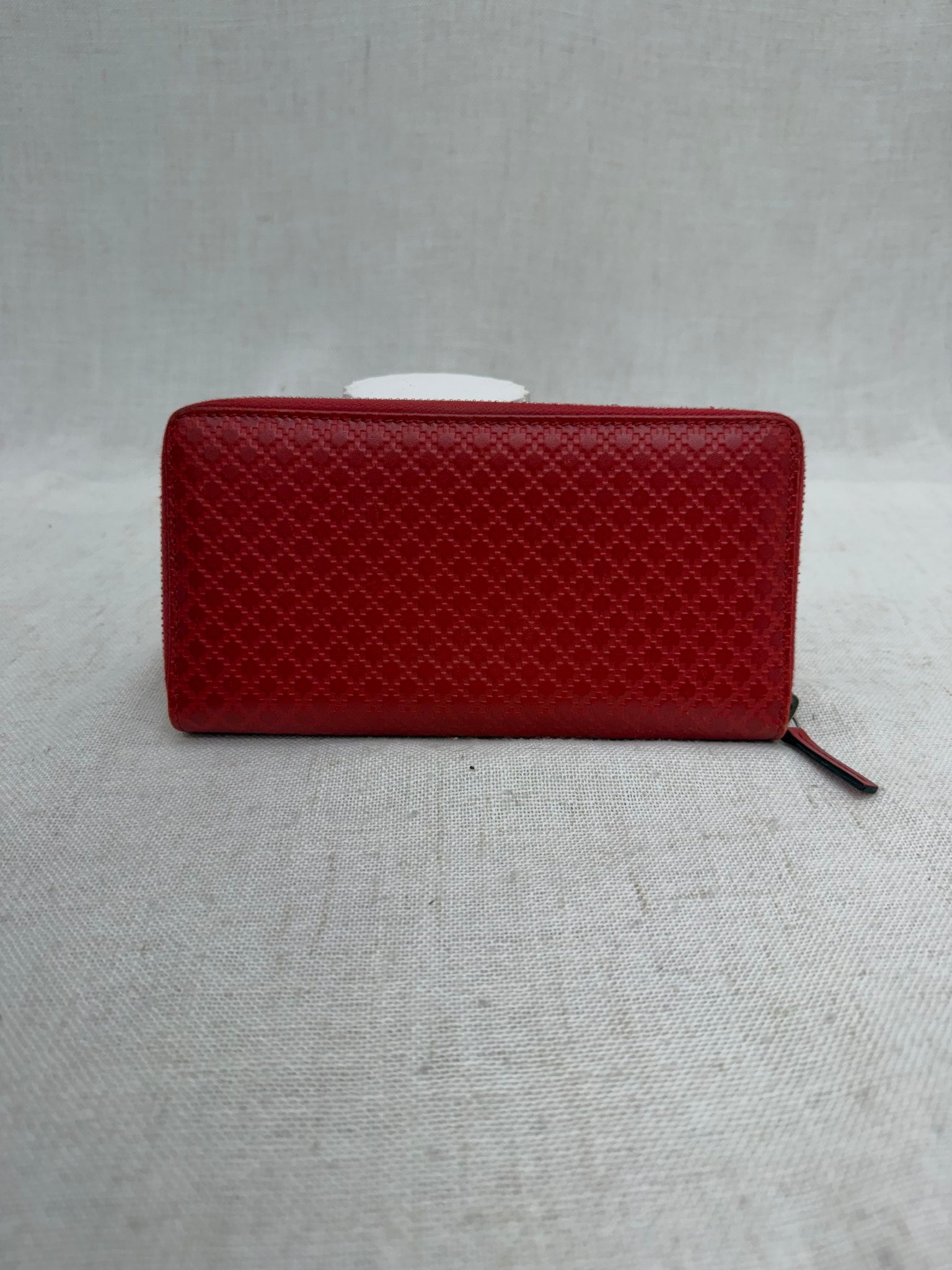 Gucci Red Diamante Leather Zippy Wallet