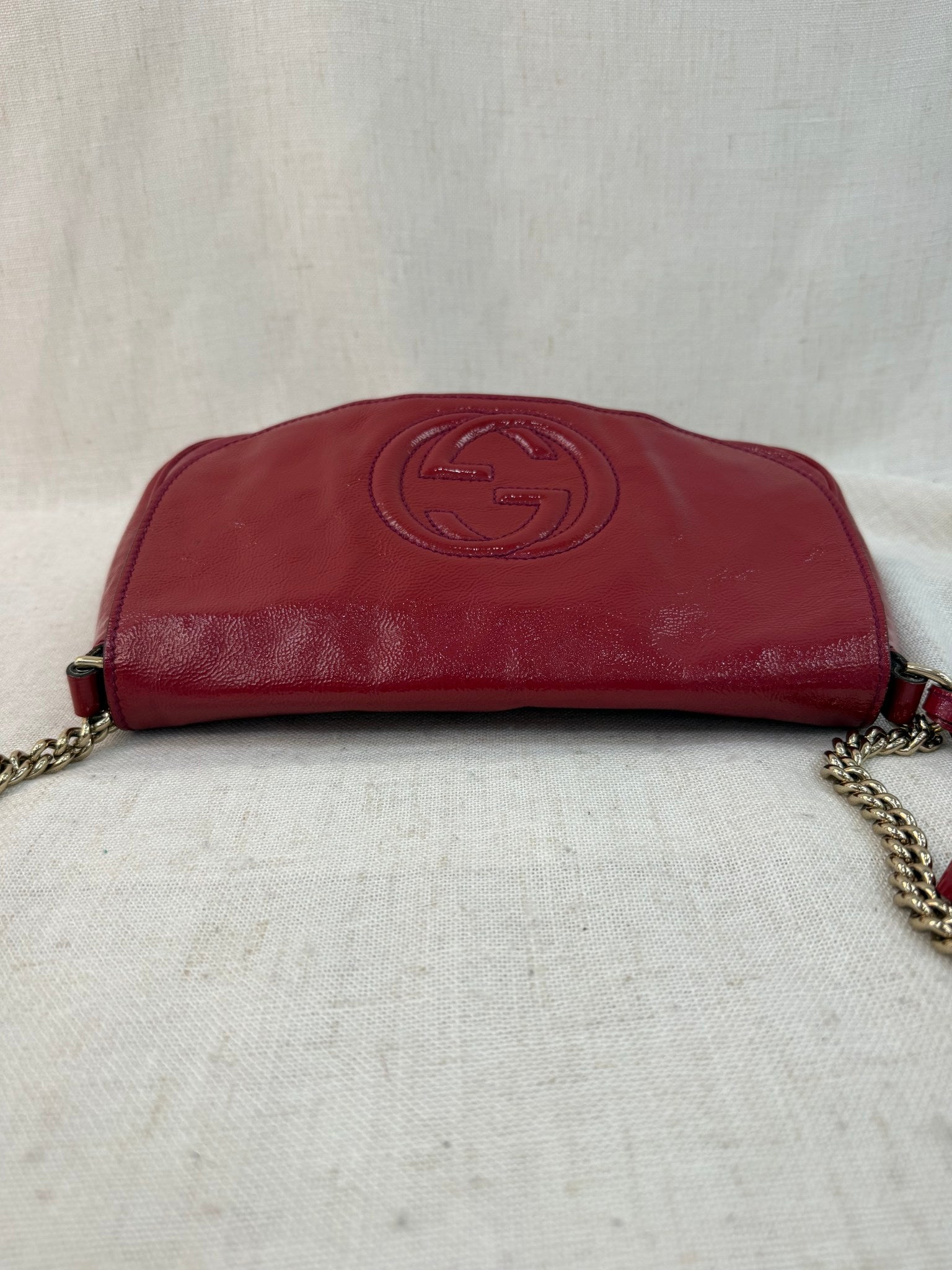 Gucci Red Patent Leather Soho Disco Chain Bag
