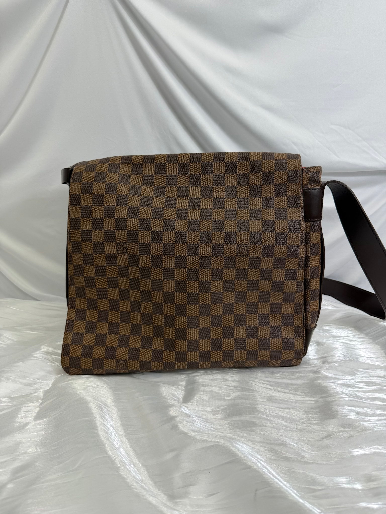 Louis Vuitton Damier Ebene Bastille Messenger Bag
