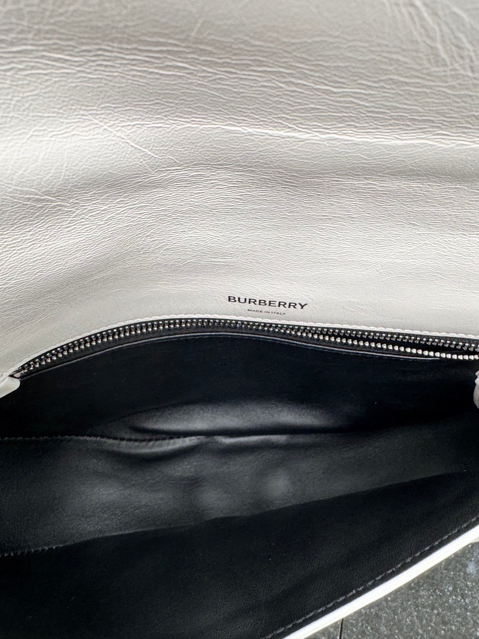 Burberry White Leather Olympia Small Chain Shoulder Bag