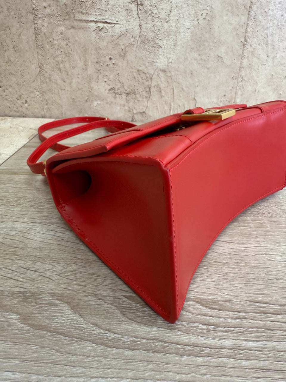 LIKE NEW Balenciaga Red Leather Small Hourglass Top Handle Bag