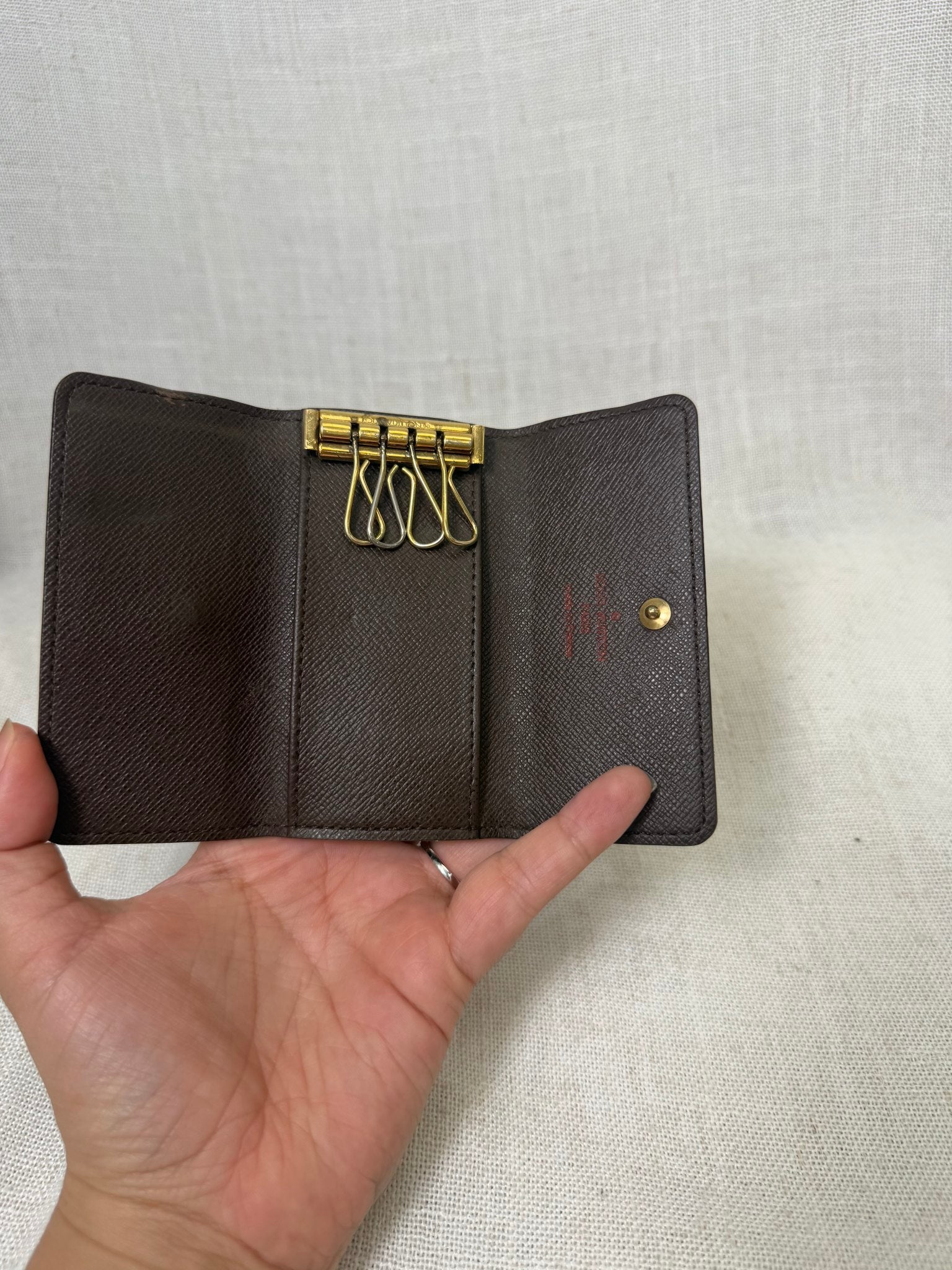 Louis Vuitton Damier Ebene 4 Key Holder Case